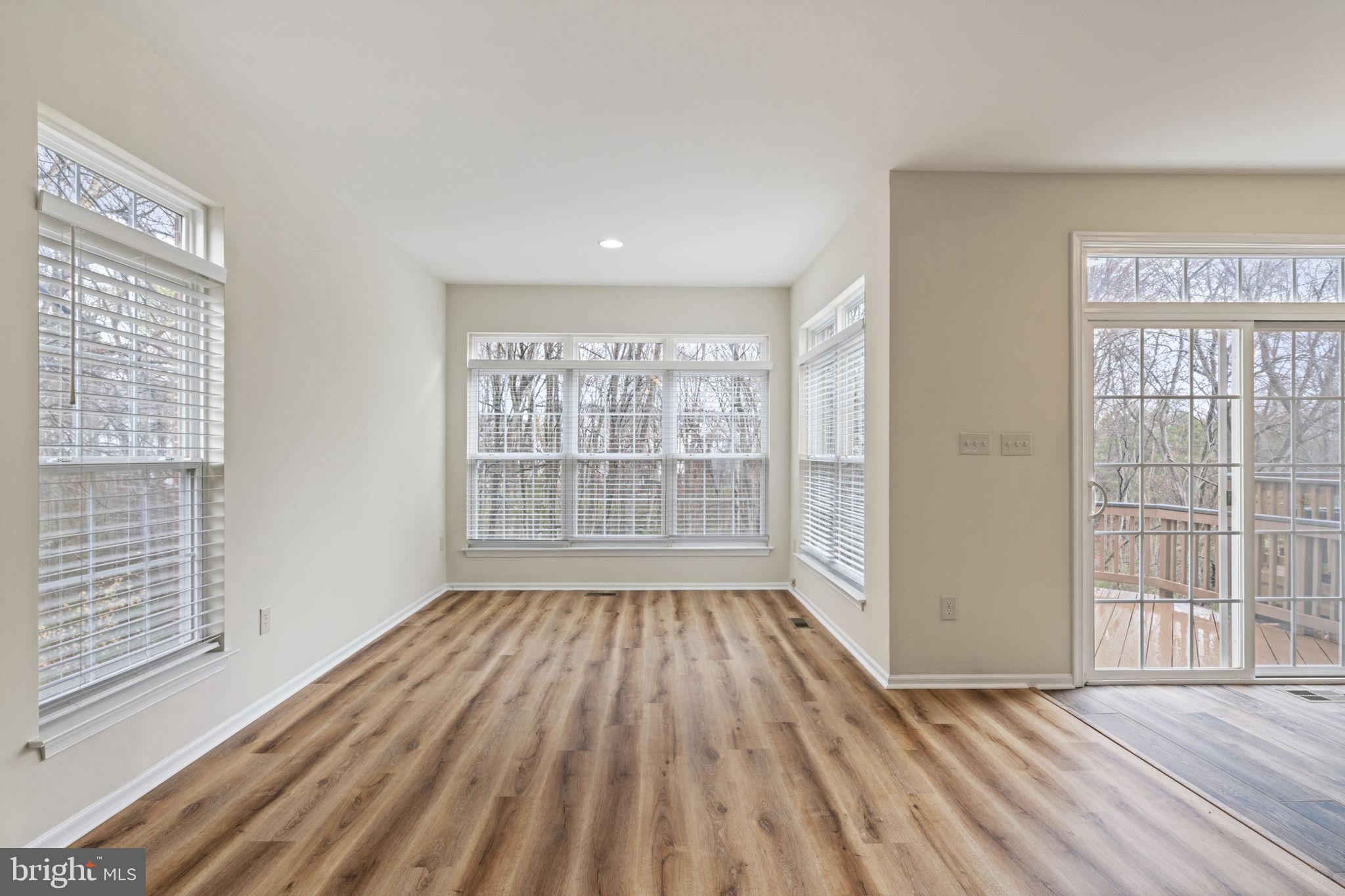 7315 Hampton Manor Pl