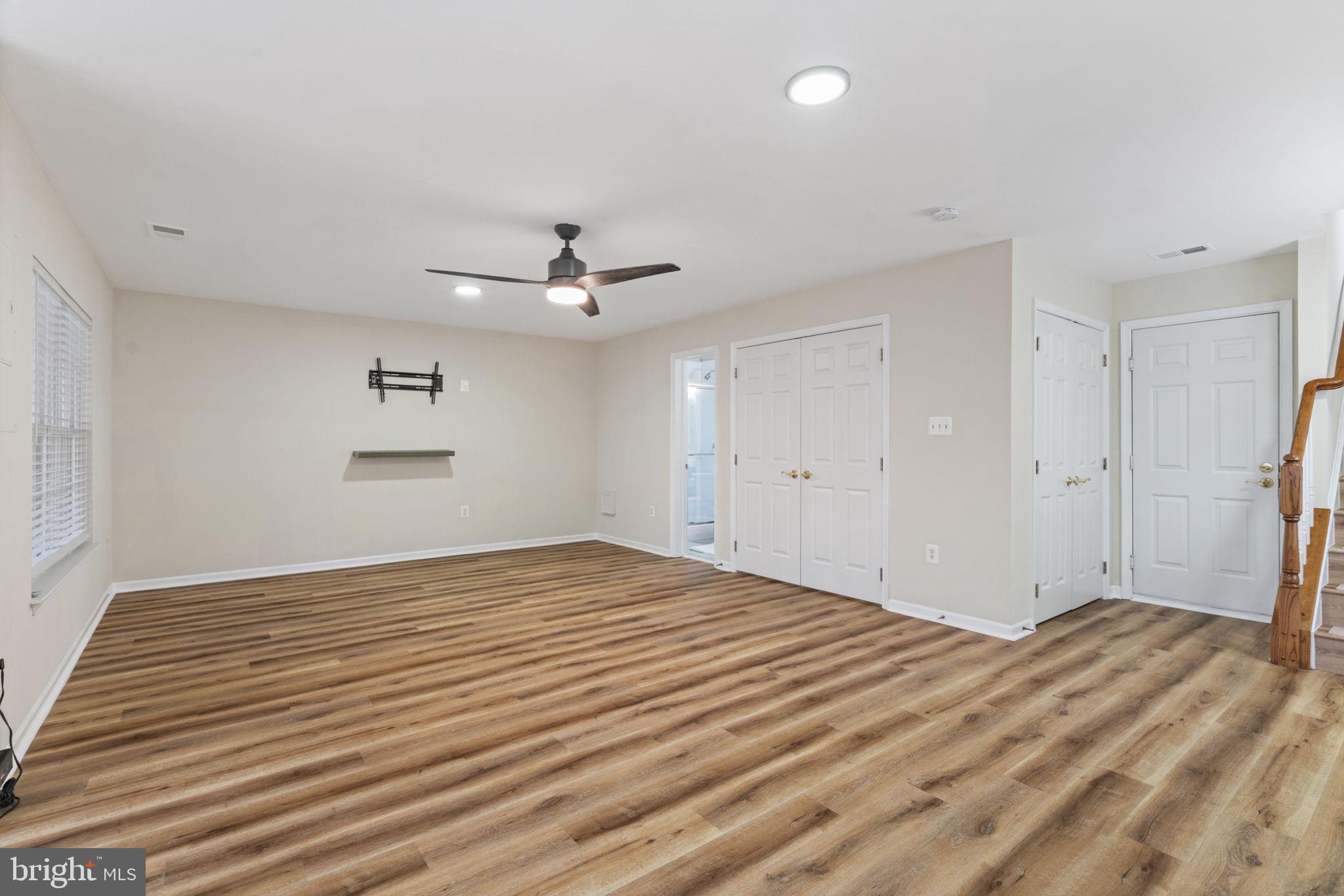 7315 Hampton Manor Pl