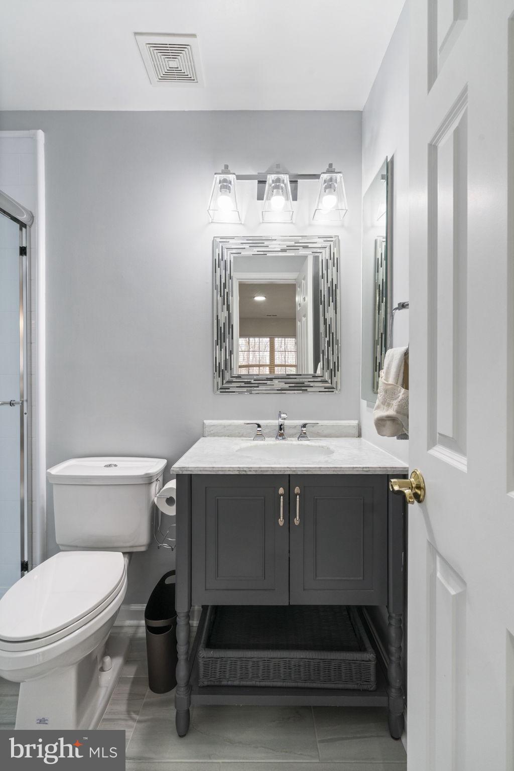 7315 Hampton Manor Pl