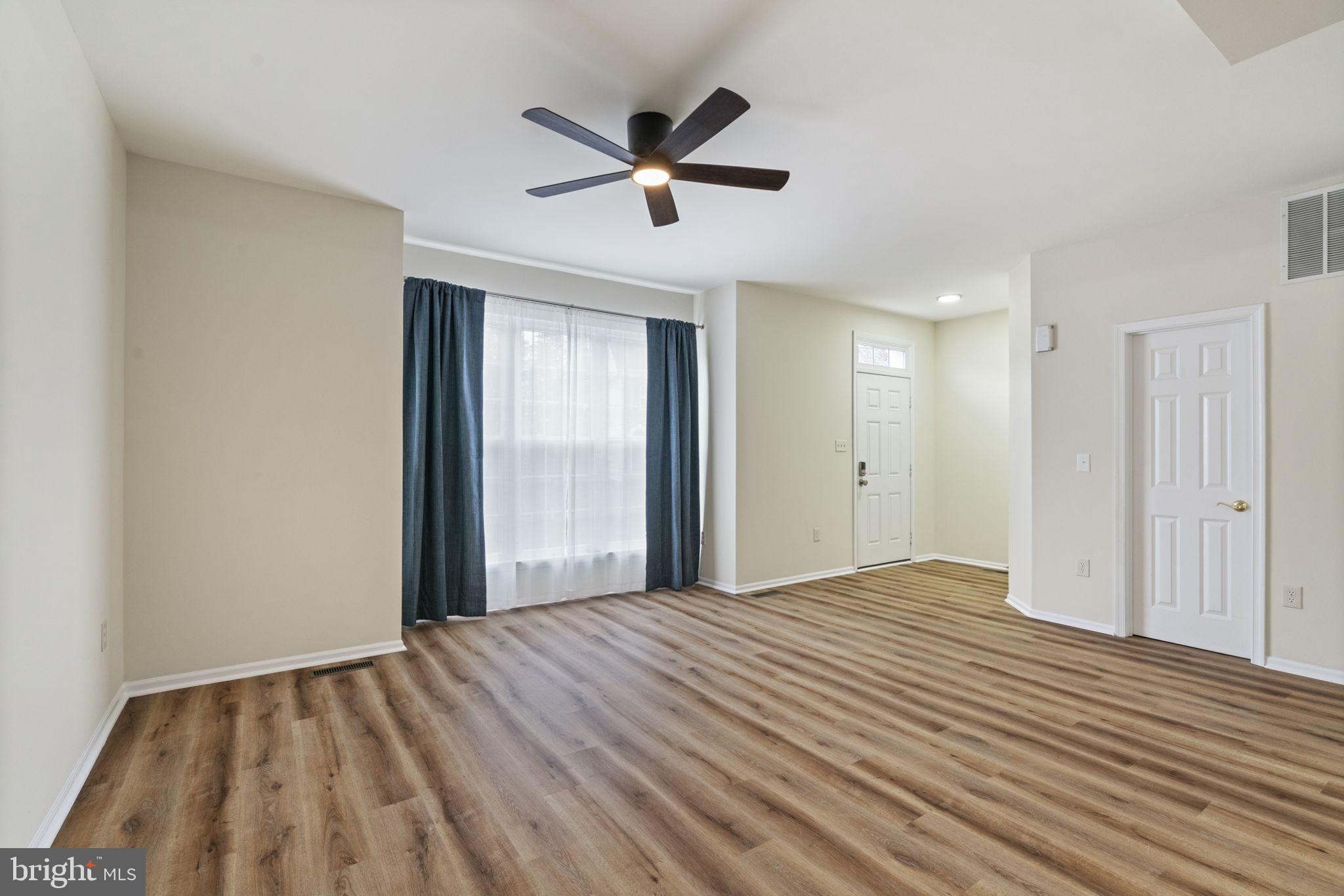 7315 Hampton Manor Pl