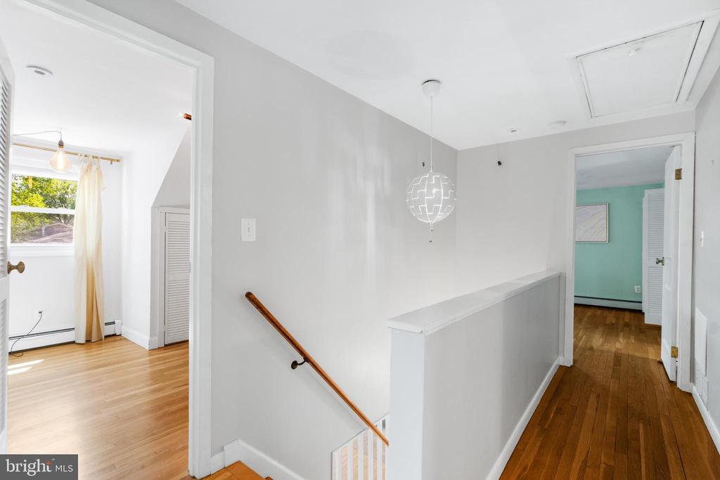 1128 Alden Rd