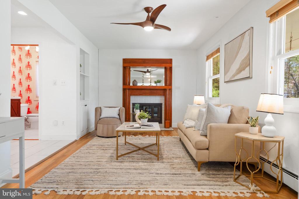 1128 Alden Rd