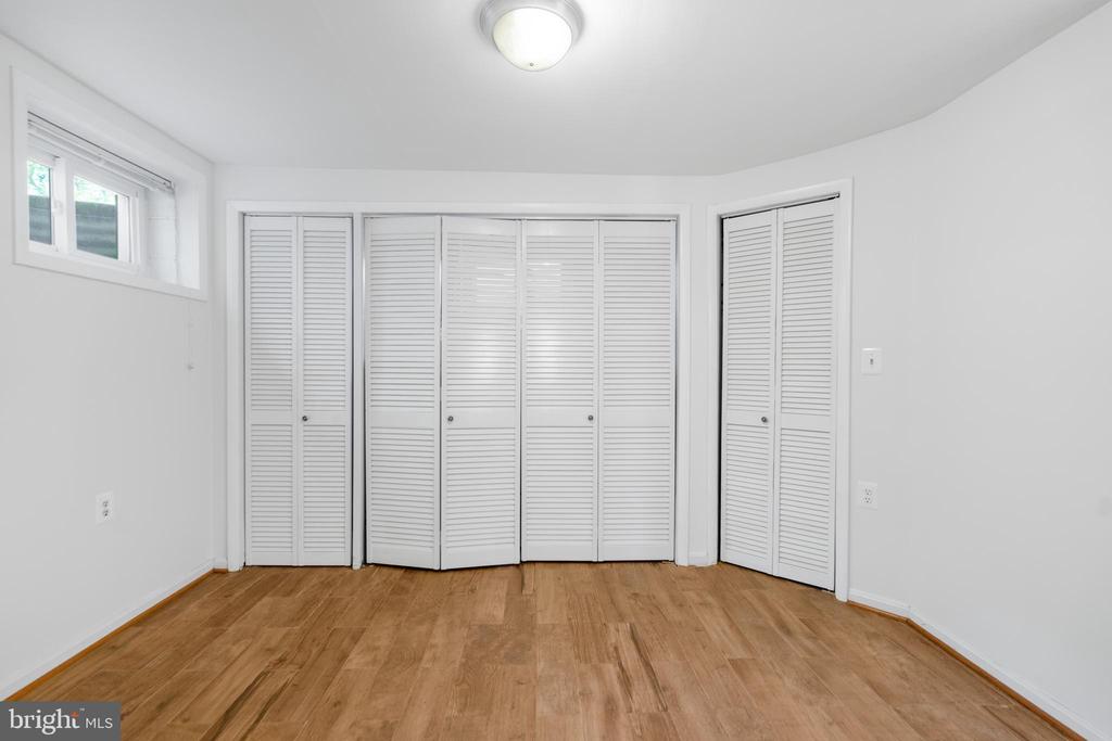 1128 Alden Rd