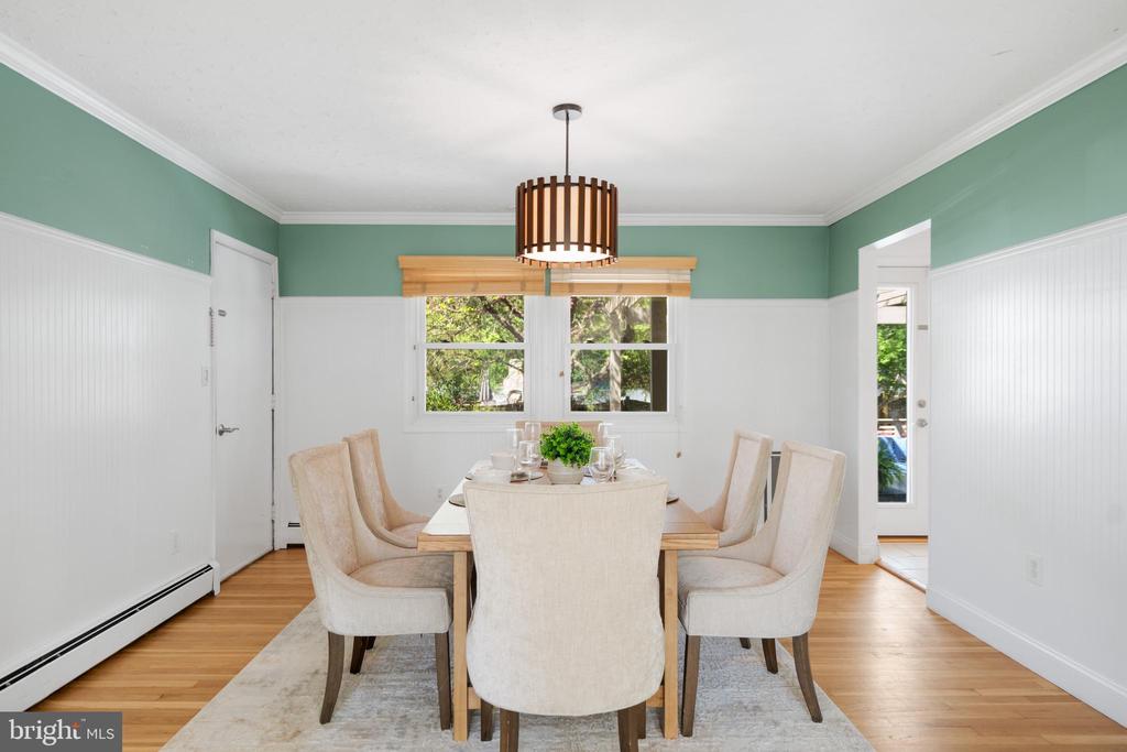 1128 Alden Rd