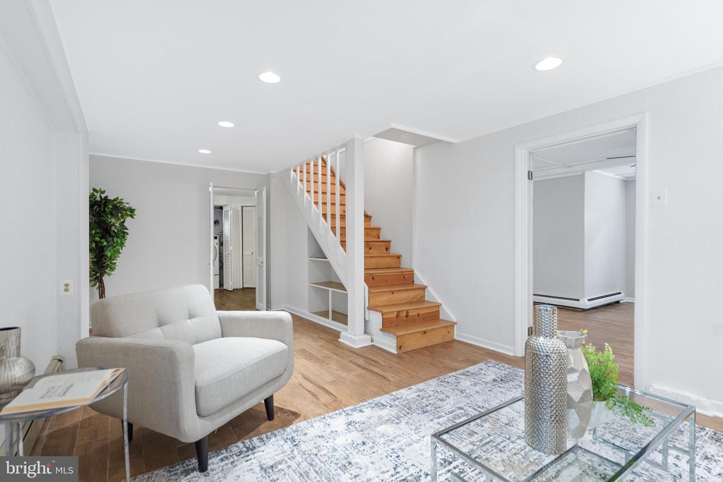1128 Alden Rd