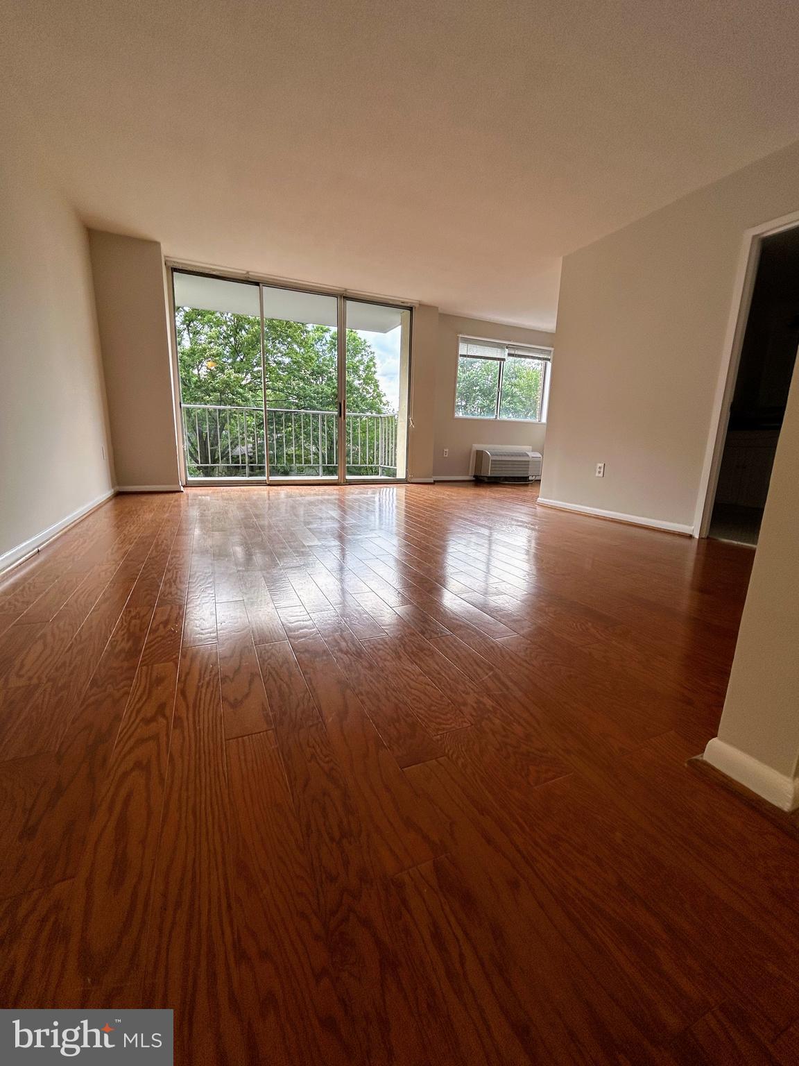 2059 HUNTINGTON AVE #500