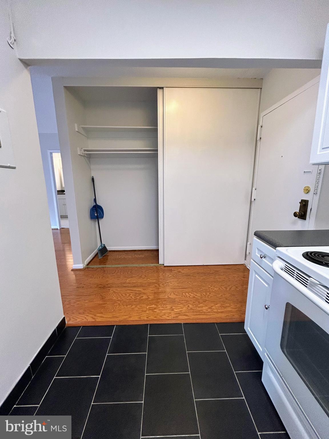 2059 HUNTINGTON AVE #500