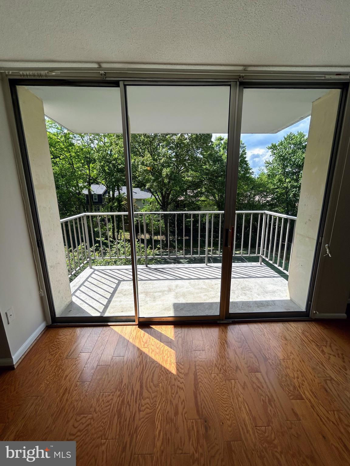 2059 HUNTINGTON AVE #500