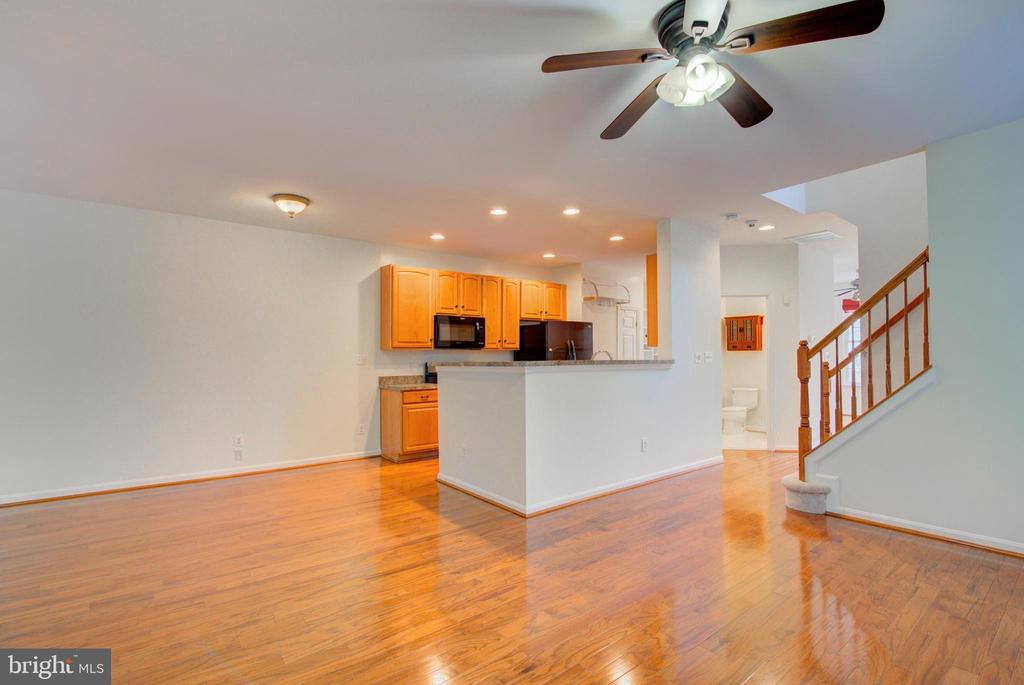 3388 Beechcliff Dr