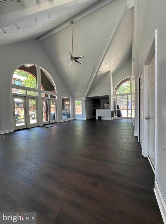 2820 LEE OAKS PLACE 302