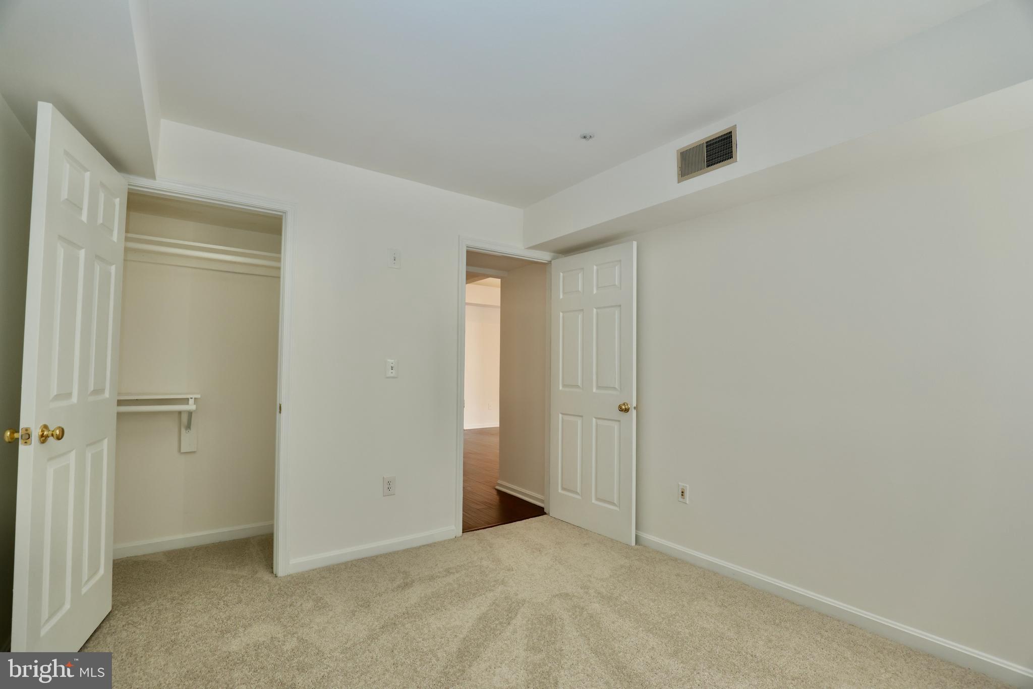 5928 FOUNDERS CROSSING COURT 303