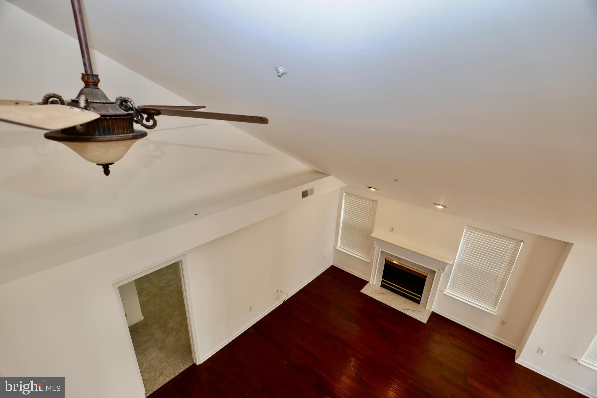 5928 FOUNDERS CROSSING COURT 303