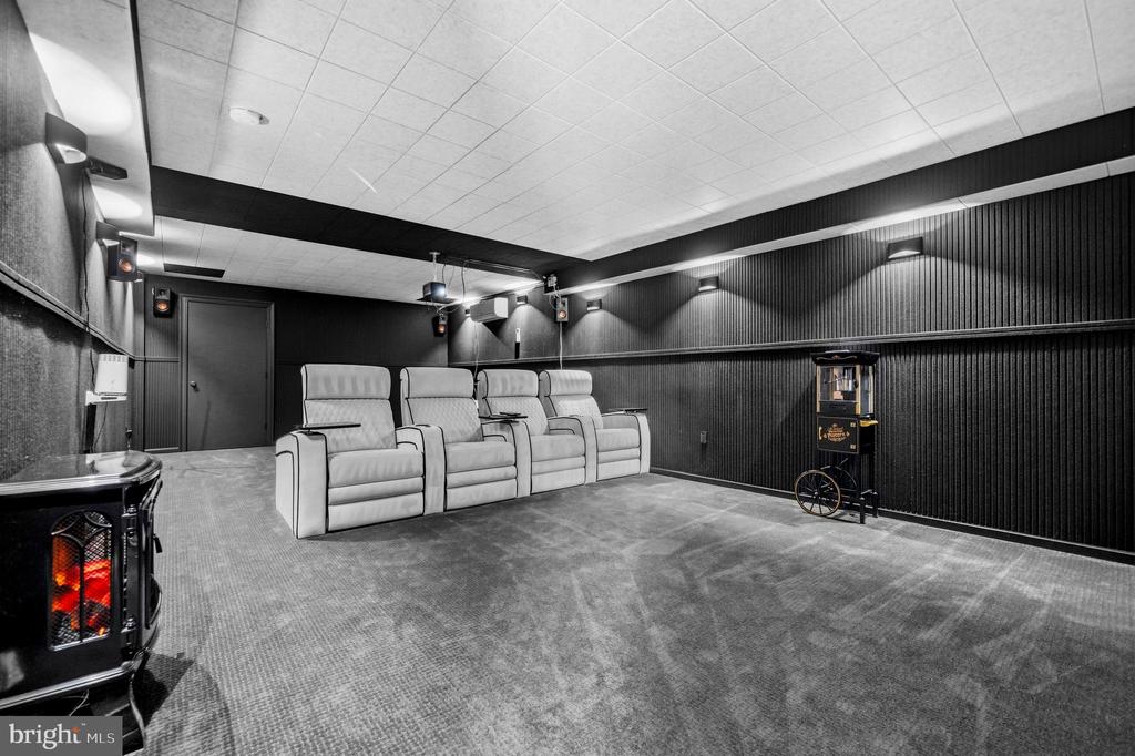1515 JUDD COURT