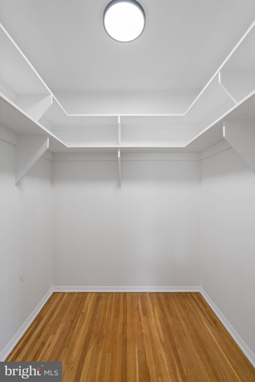 8328 CARRLEIGH PARKWAY