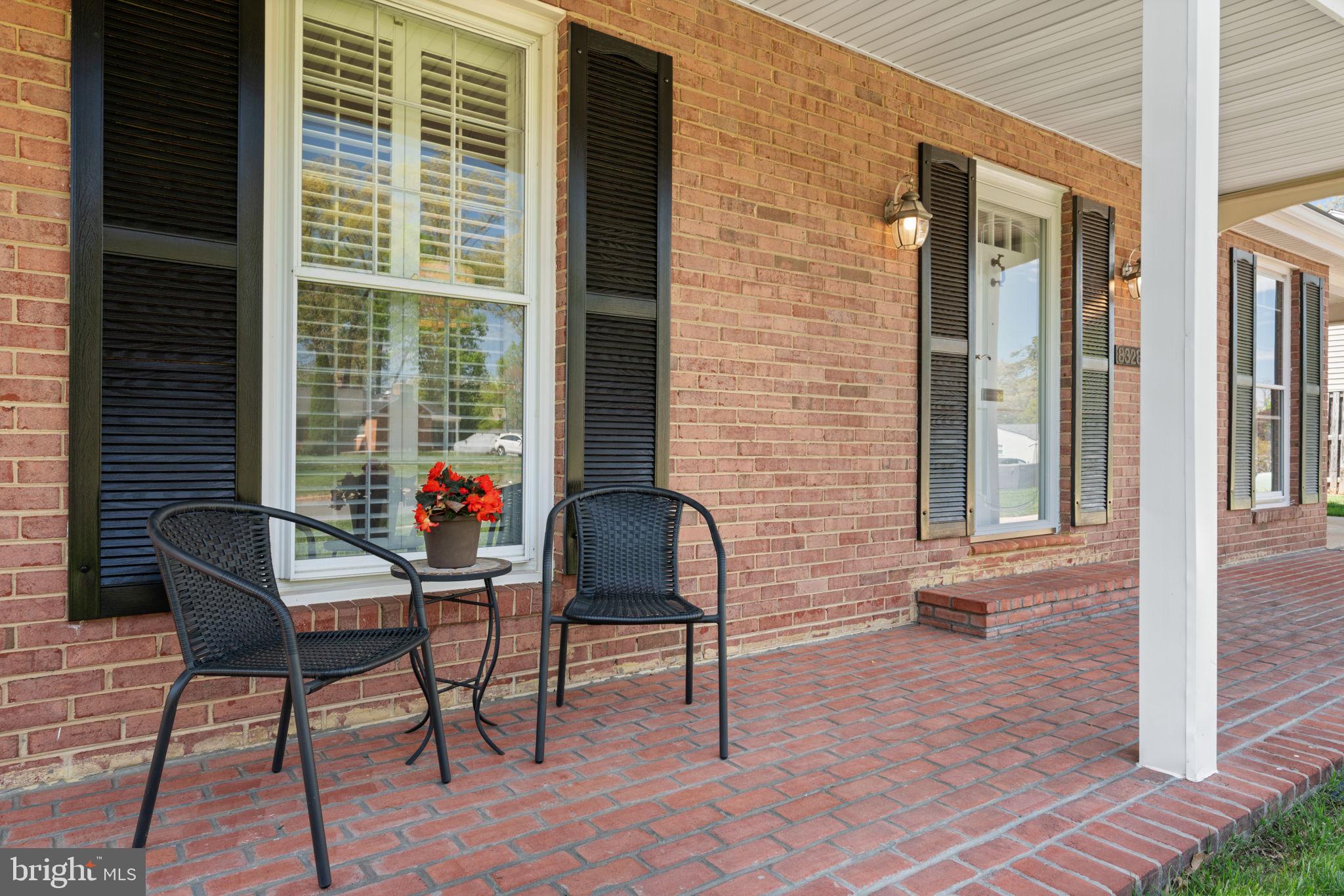 8328 CARRLEIGH PARKWAY