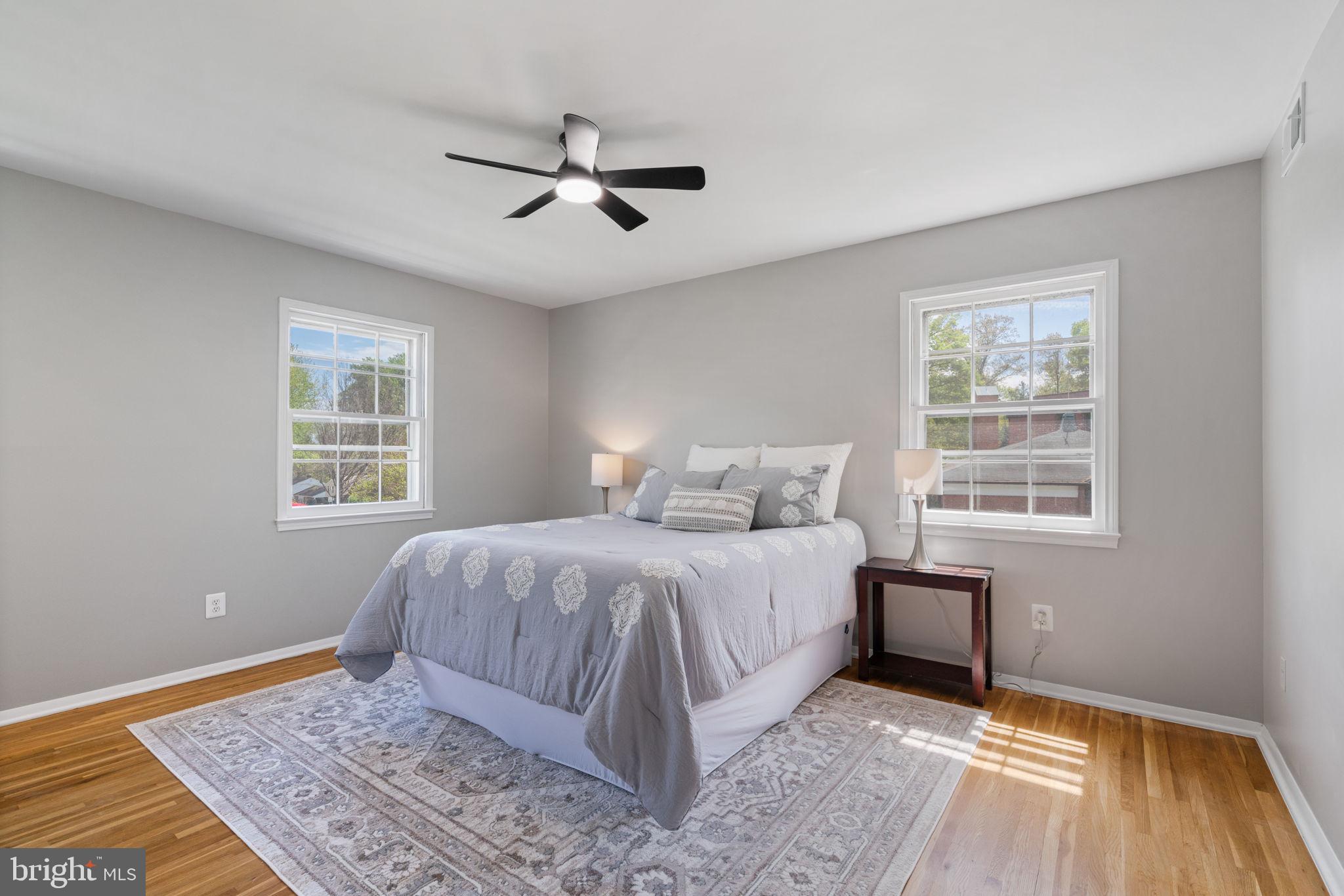 8328 CARRLEIGH PARKWAY