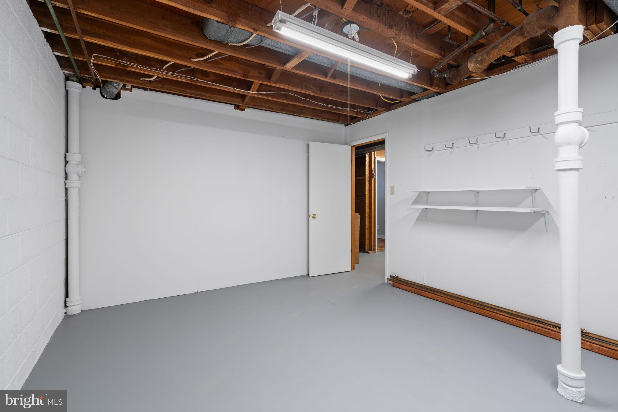 8328 CARRLEIGH PARKWAY