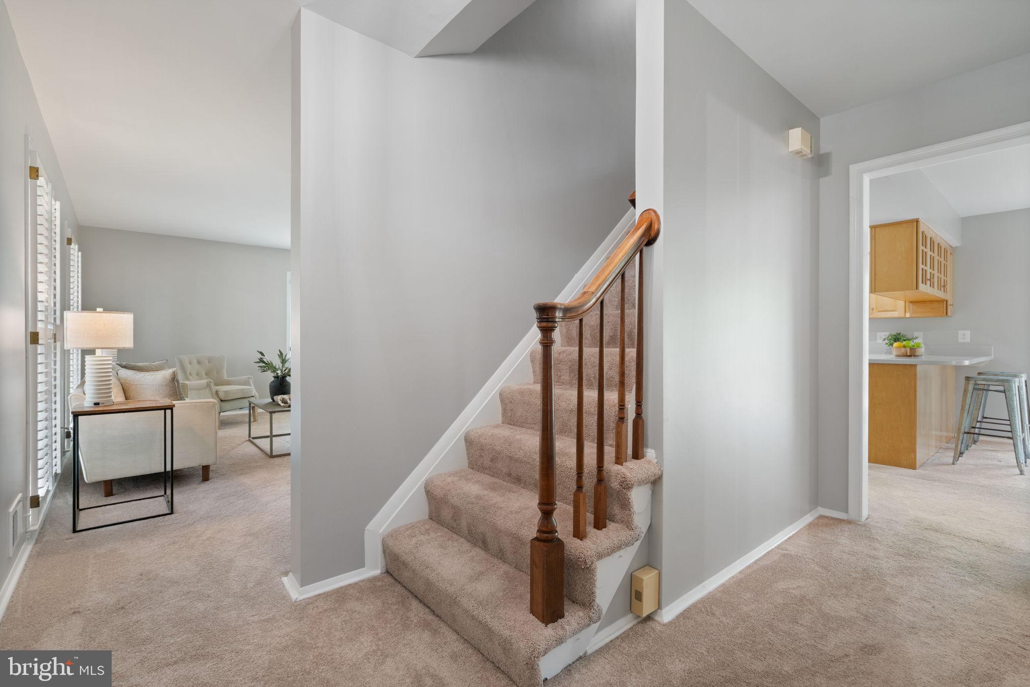 8328 CARRLEIGH PARKWAY