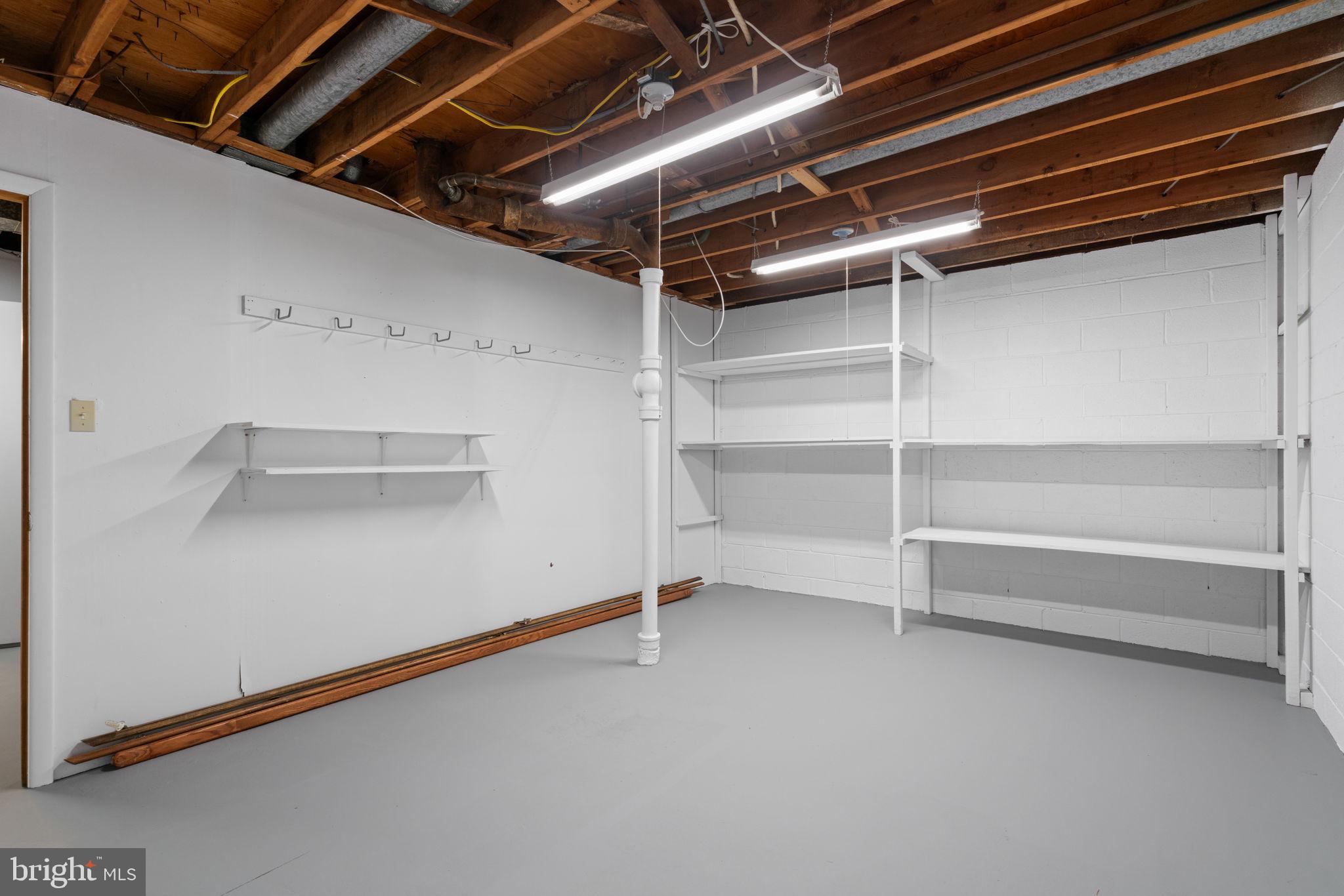 8328 CARRLEIGH PARKWAY