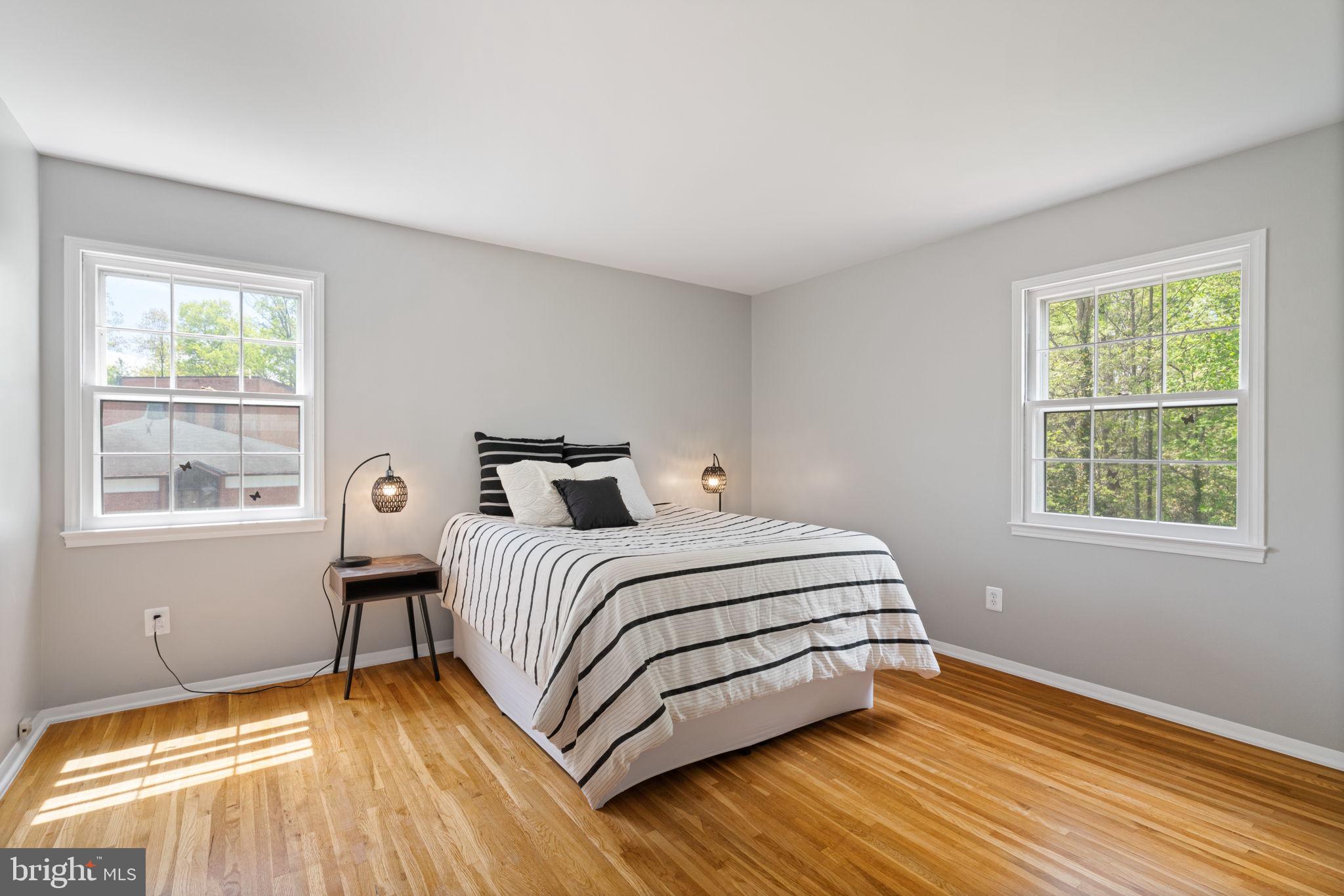 8328 CARRLEIGH PARKWAY