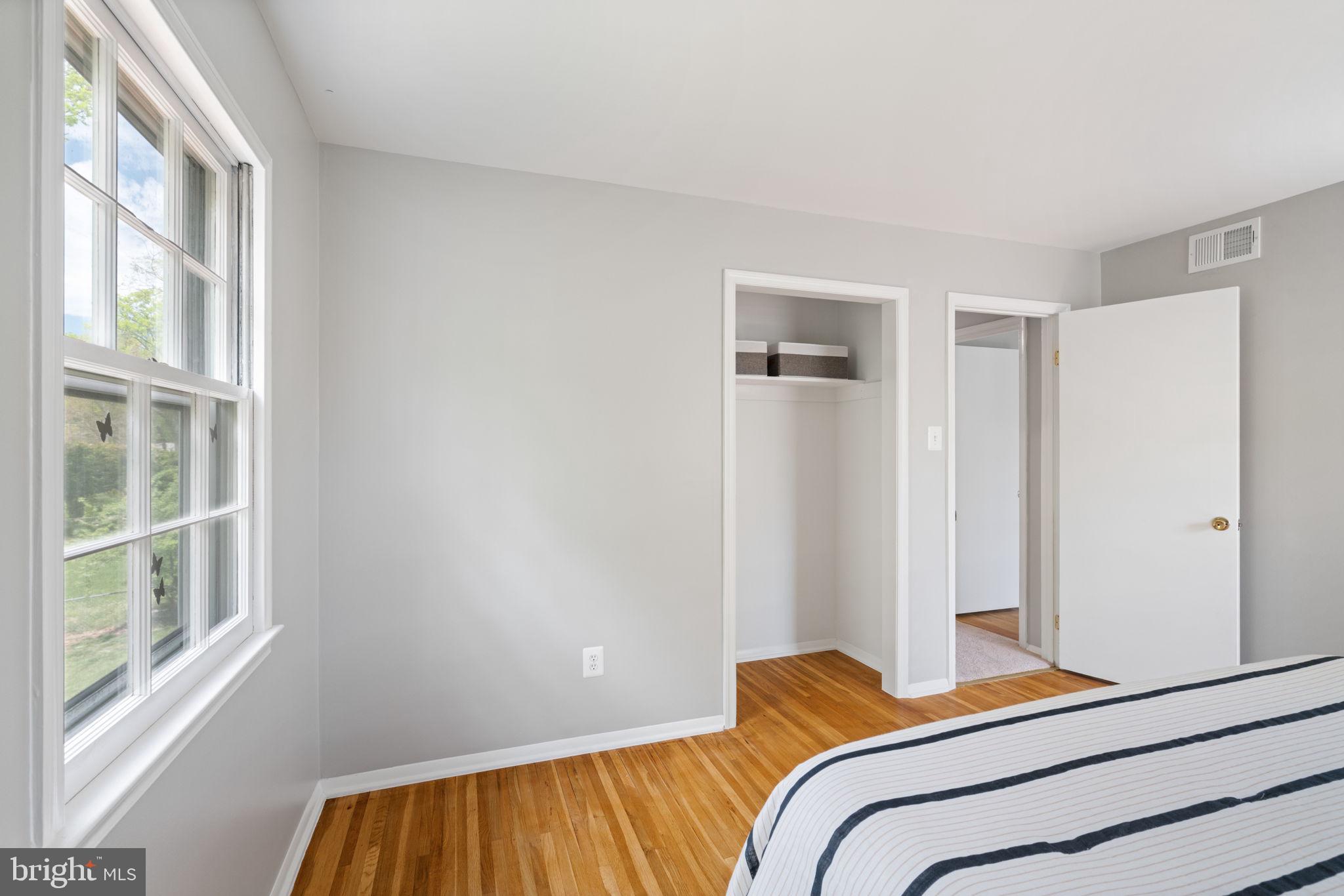 8328 CARRLEIGH PARKWAY