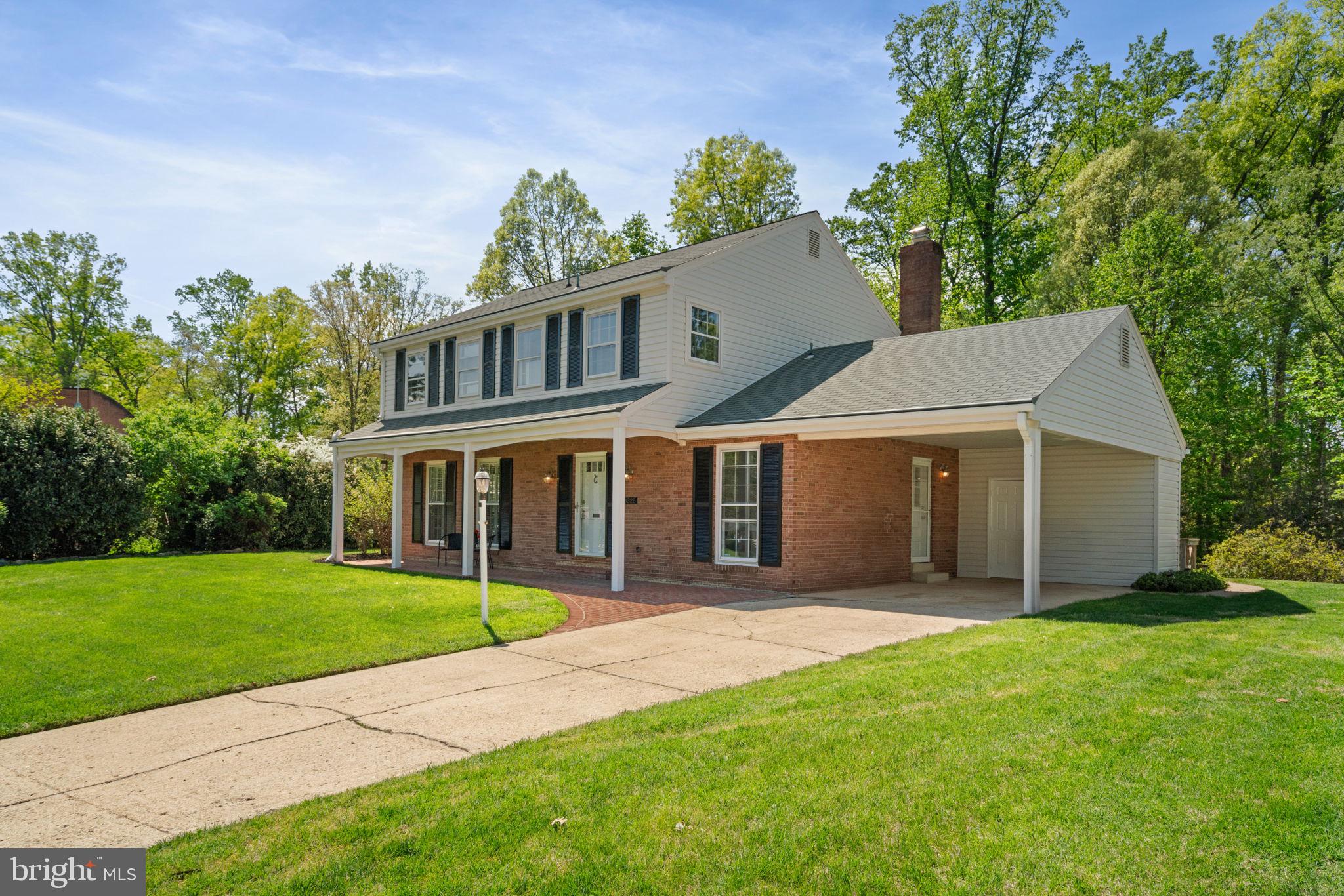 8328 CARRLEIGH PARKWAY