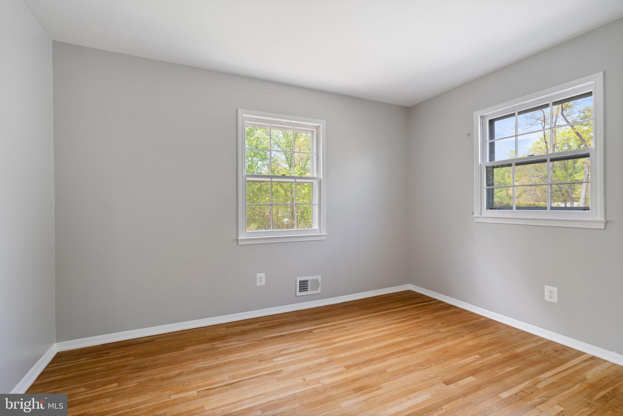 8328 CARRLEIGH PARKWAY