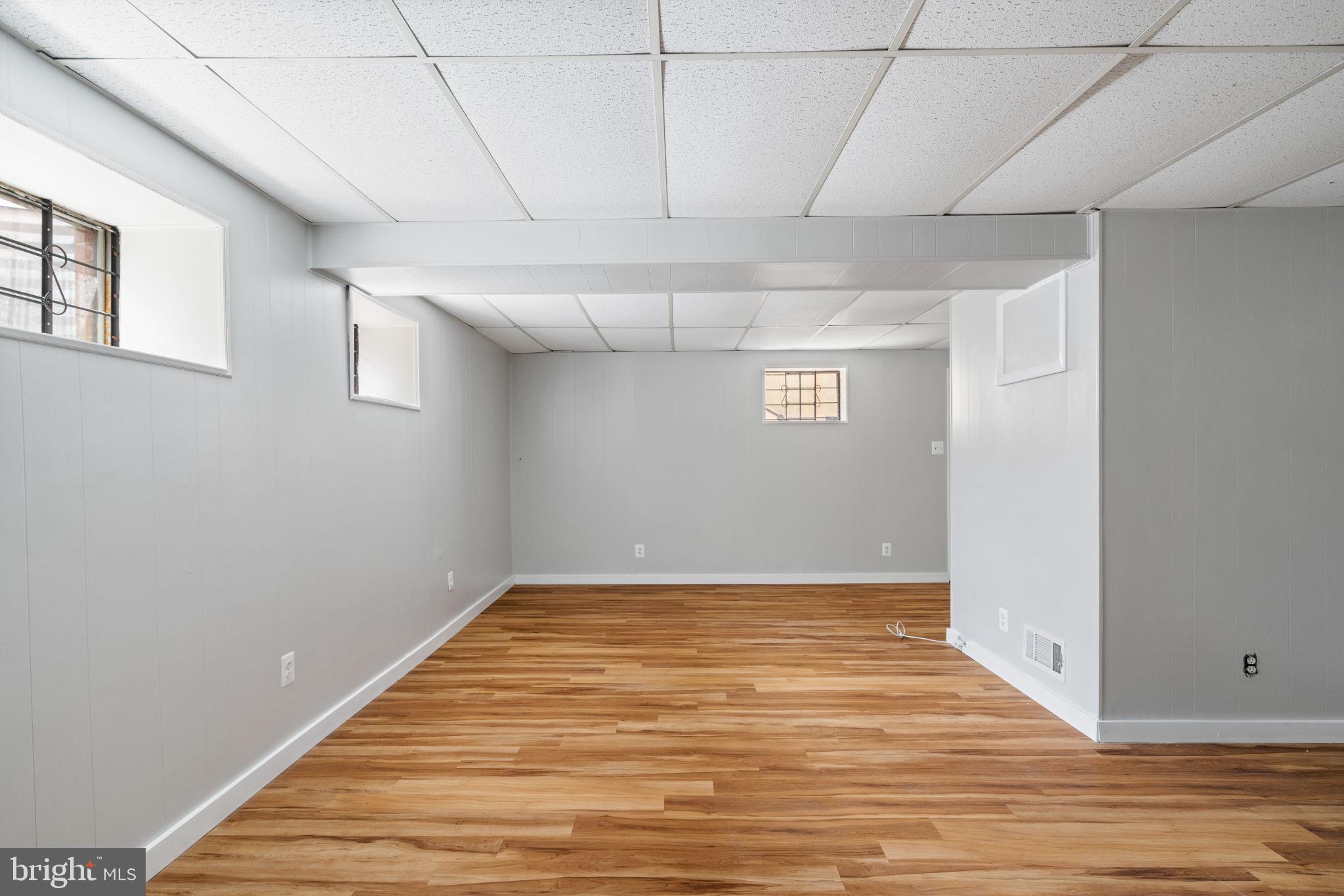 8328 CARRLEIGH PARKWAY