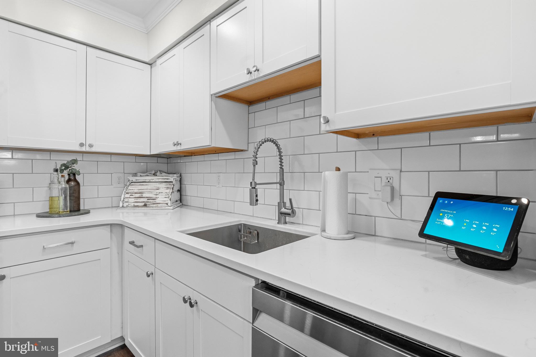 14206 ROYAL OAK LANE