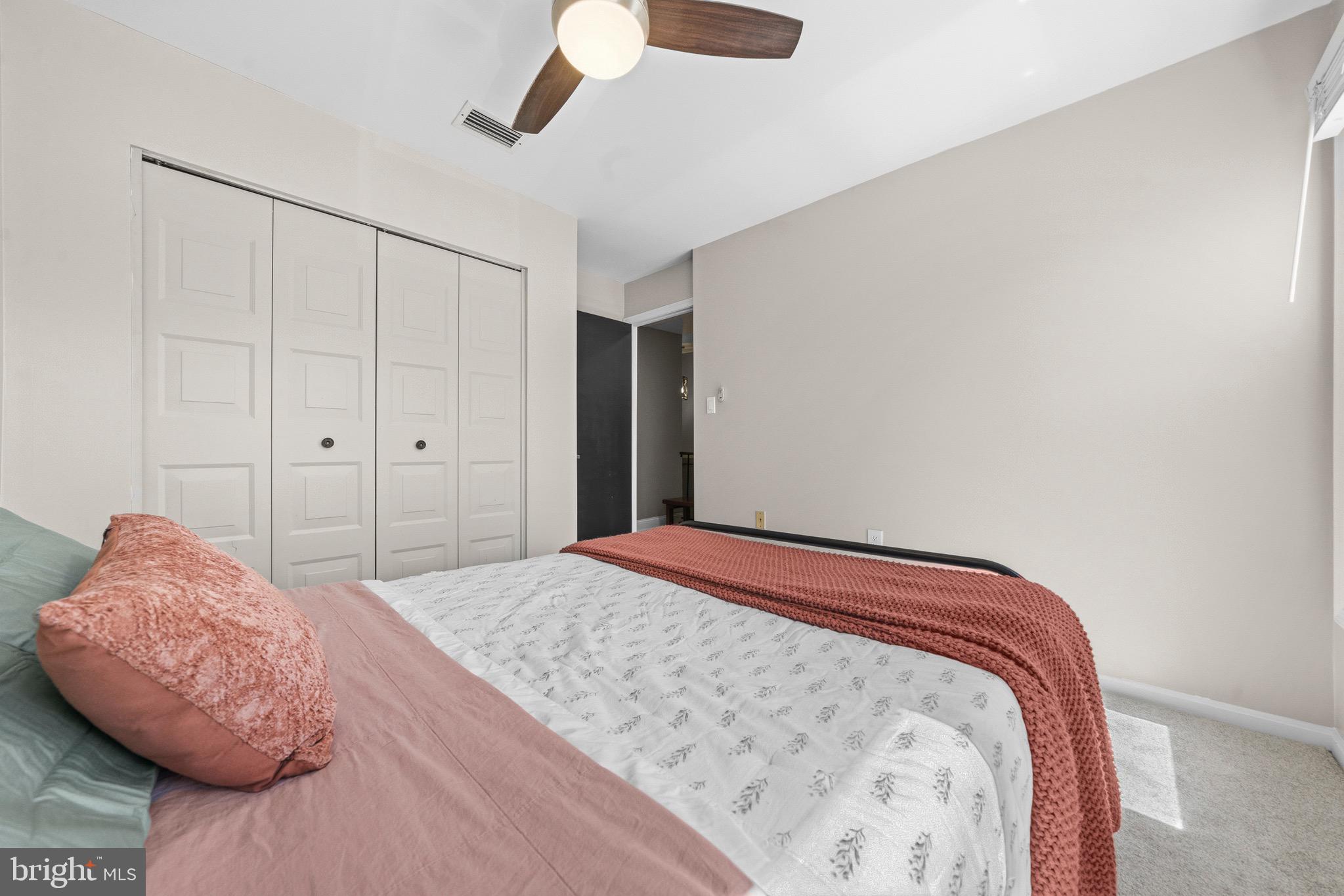 14206 ROYAL OAK LANE