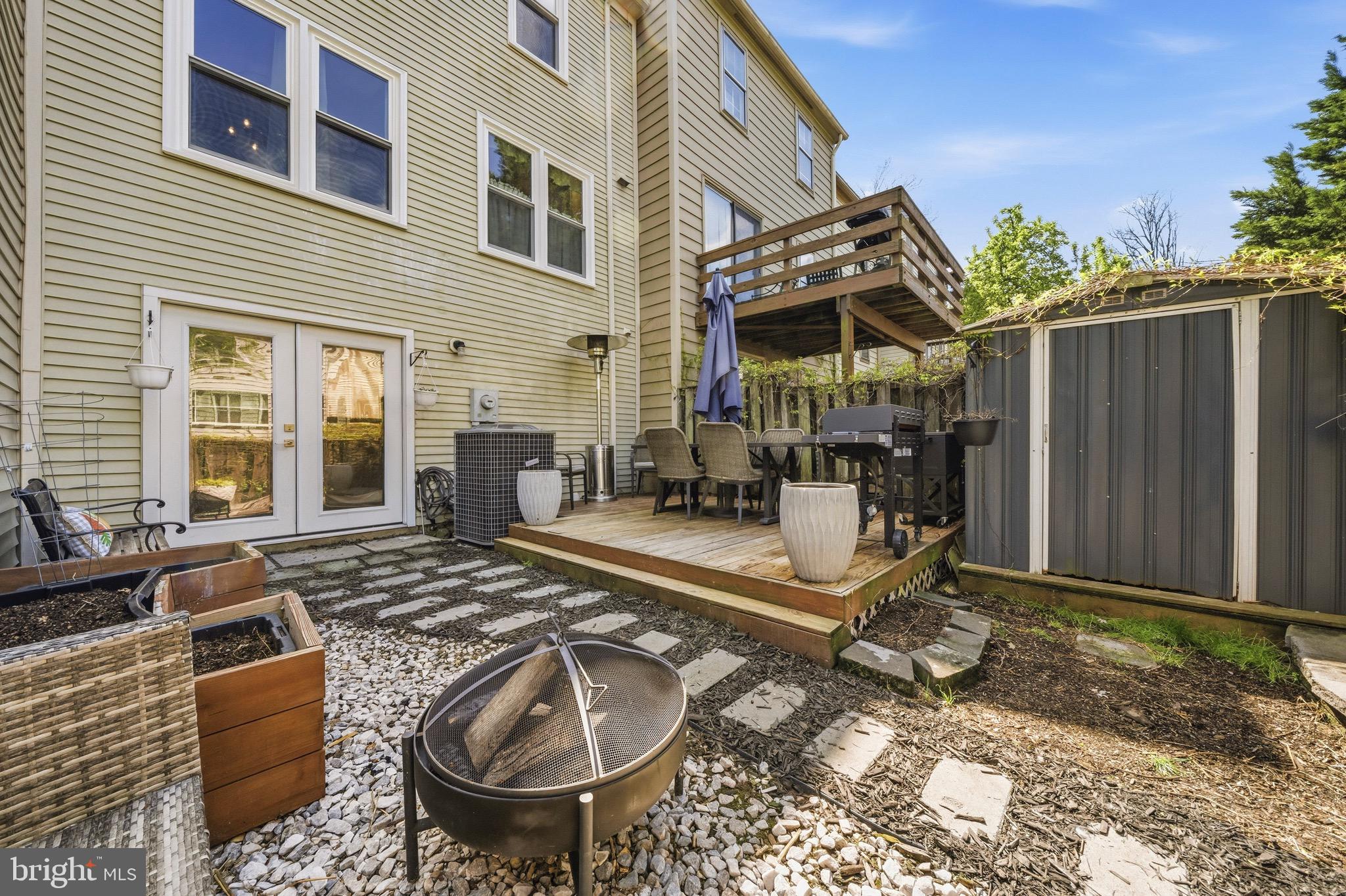 14206 ROYAL OAK LANE