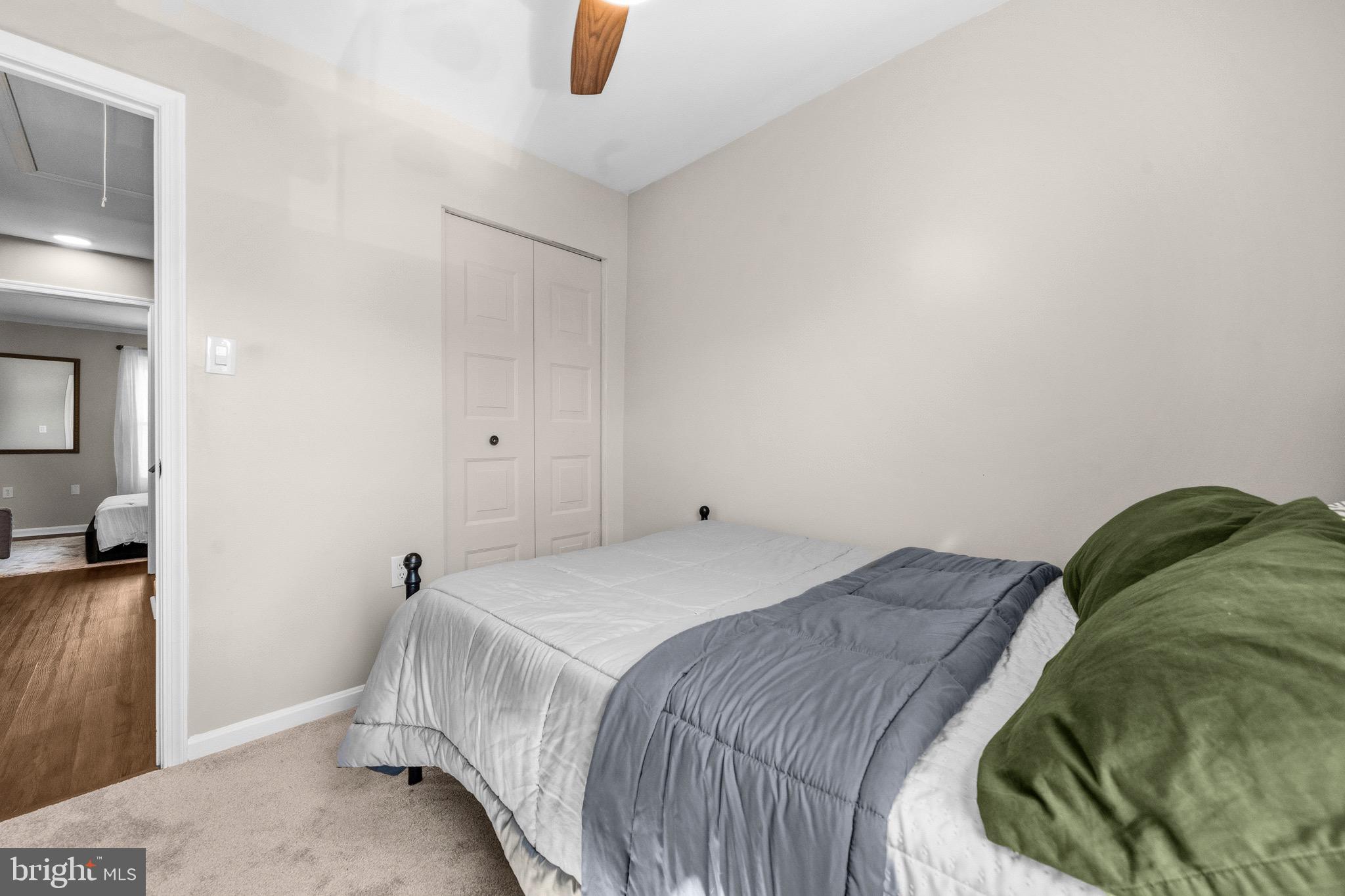 14206 ROYAL OAK LANE