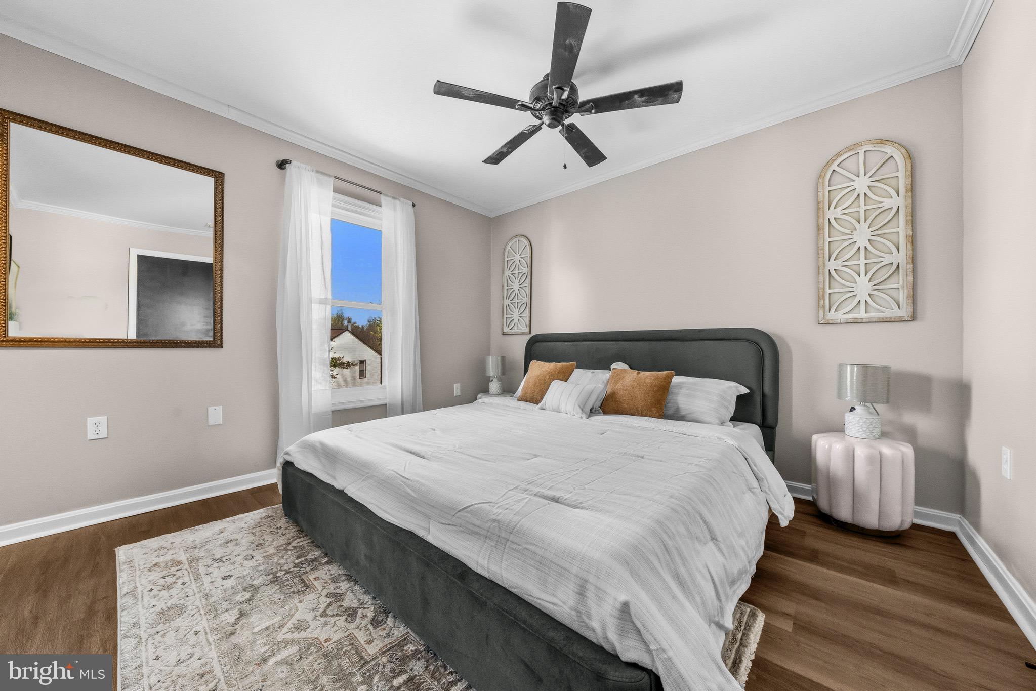 14206 ROYAL OAK LANE