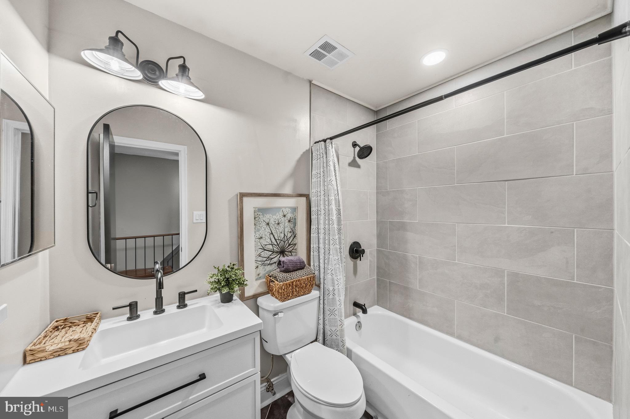 14206 ROYAL OAK LANE