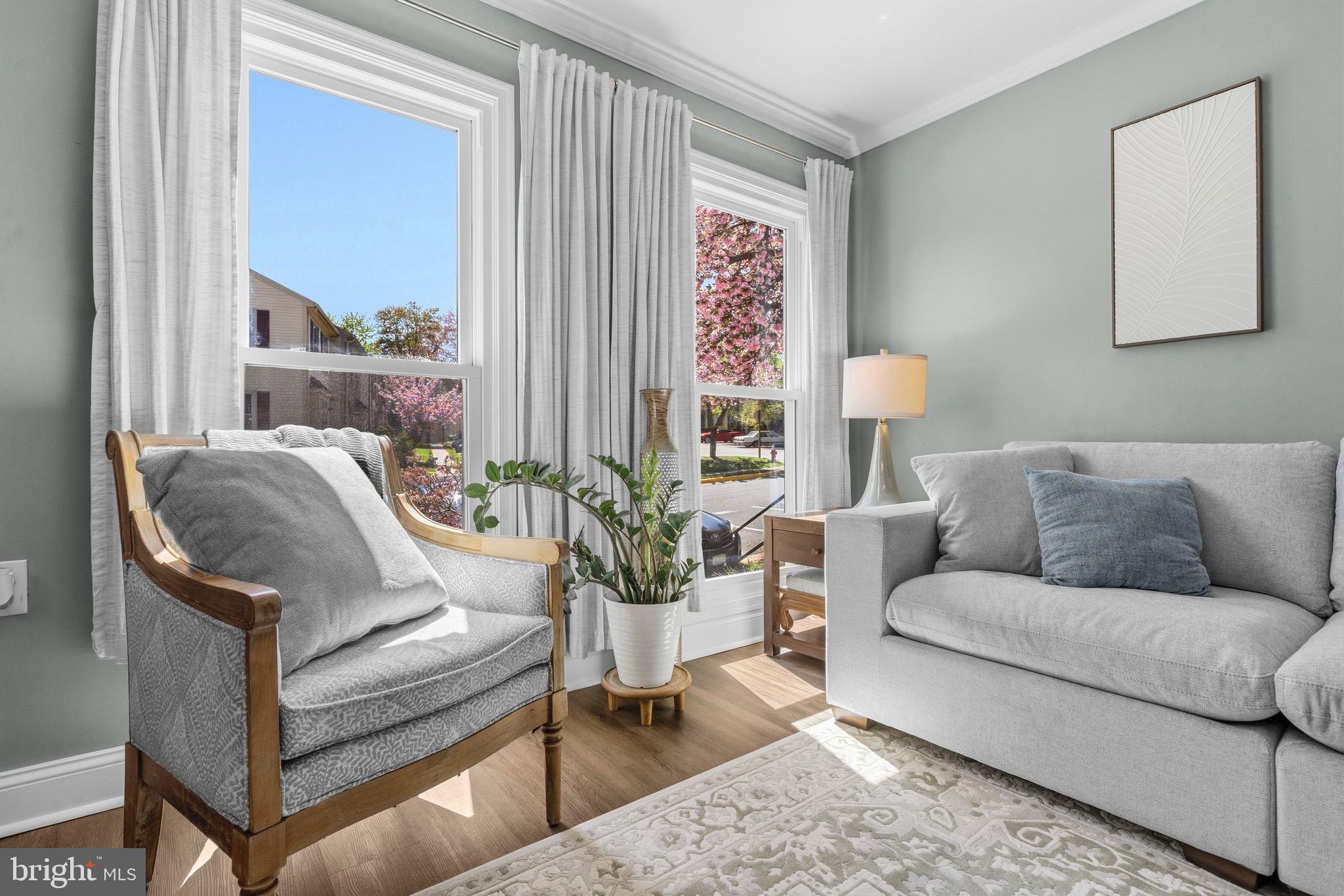 14206 ROYAL OAK LANE