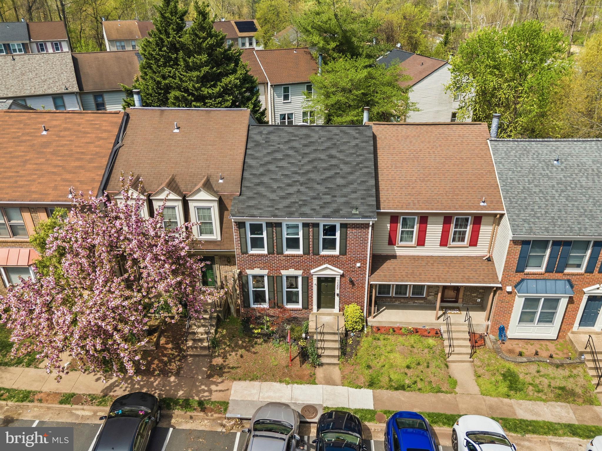 14206 ROYAL OAK LANE