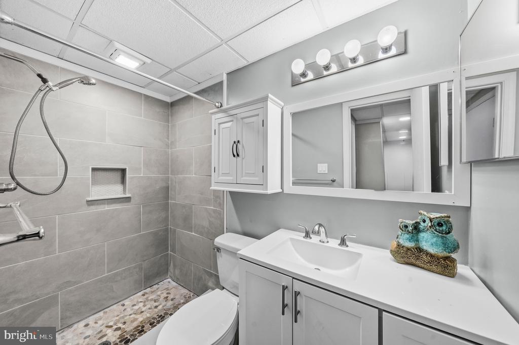 14206 ROYAL OAK LANE