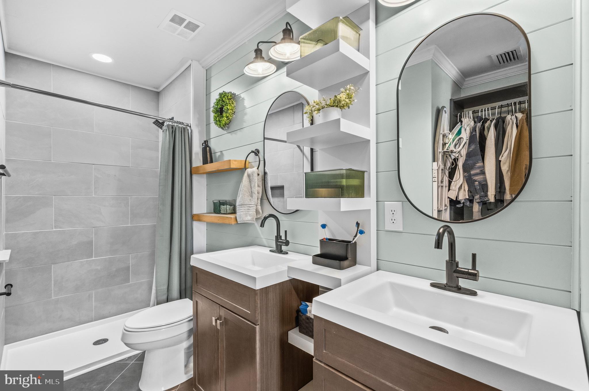 14206 ROYAL OAK LANE