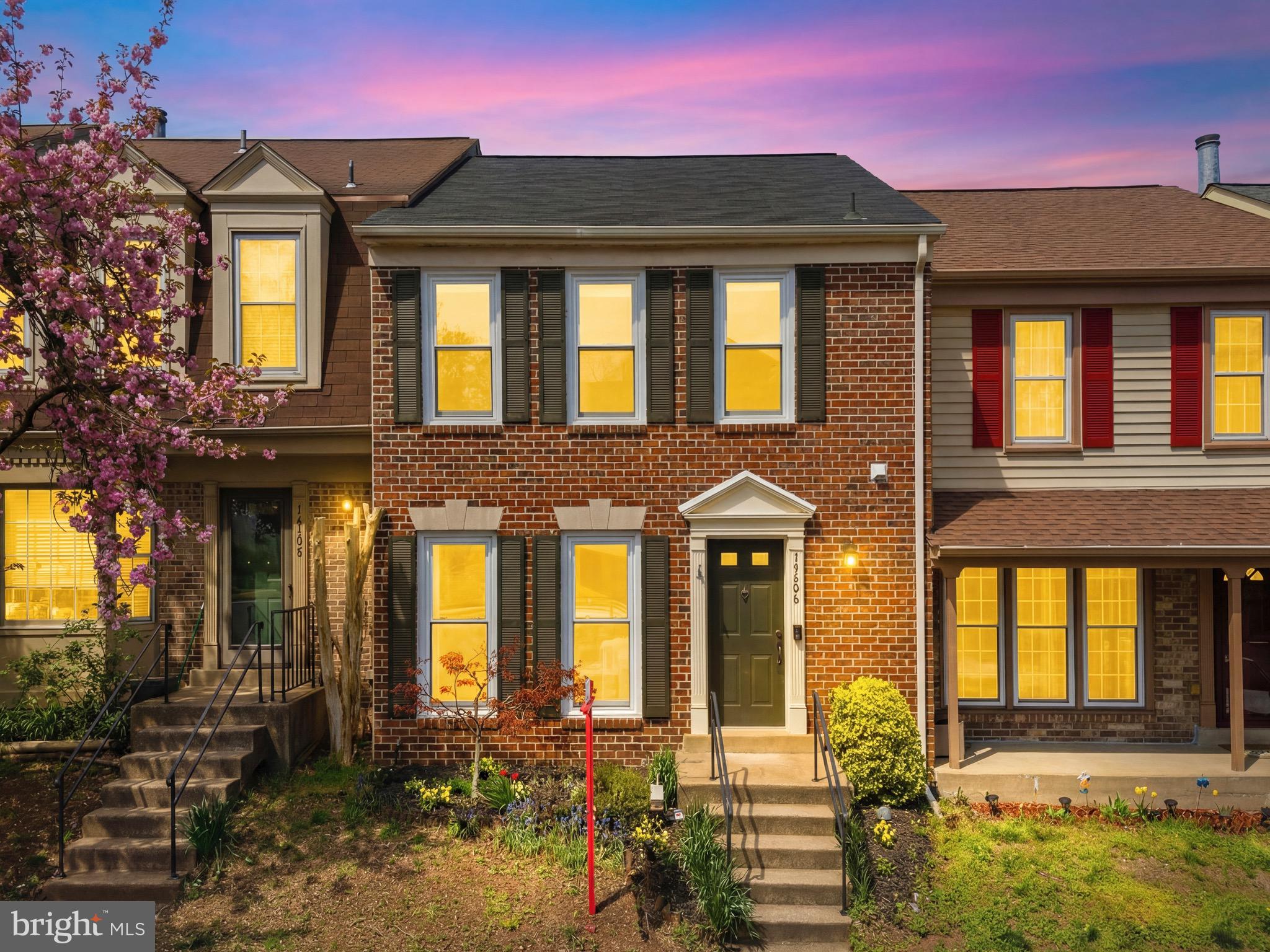 14206 ROYAL OAK LANE