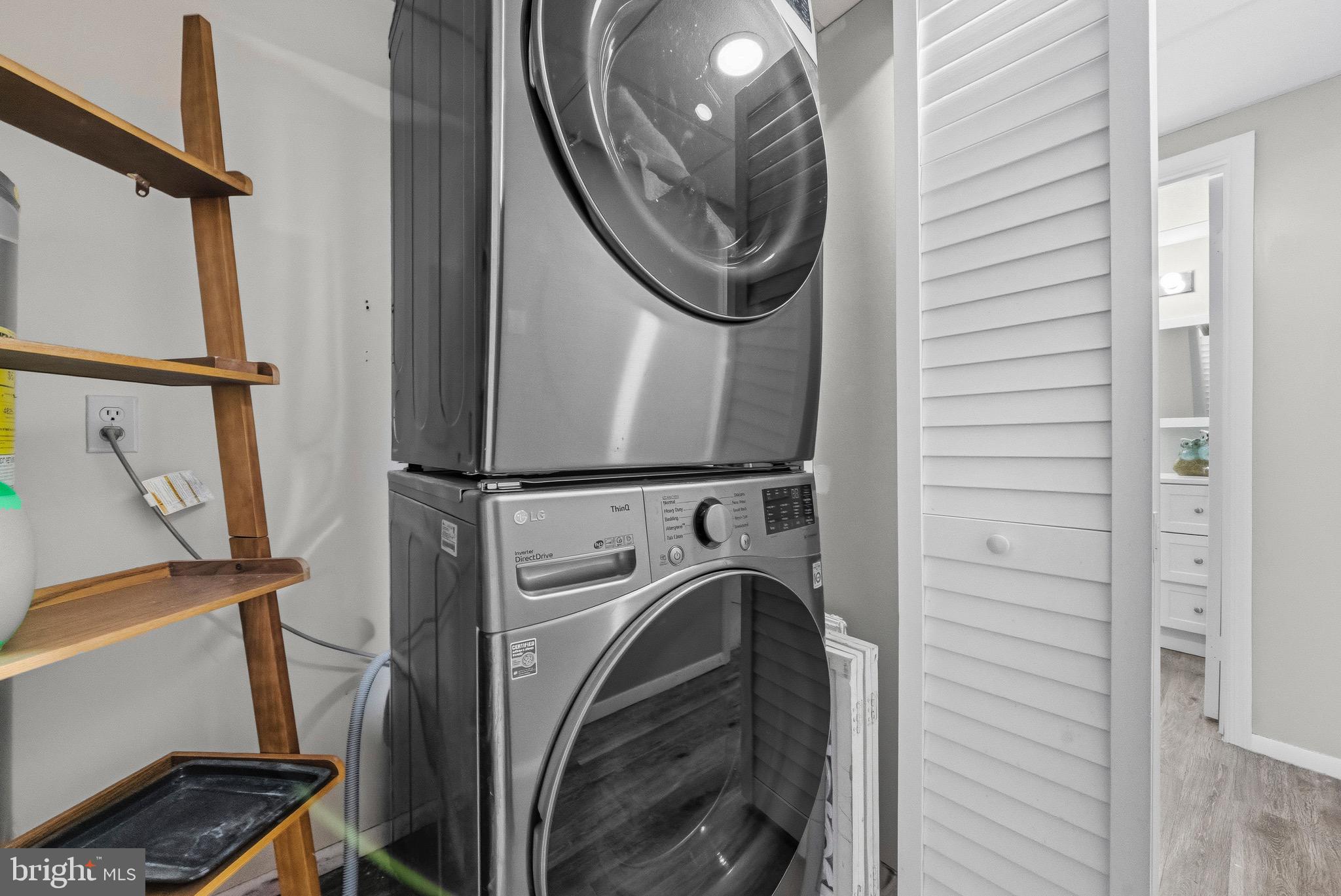 14206 ROYAL OAK LANE