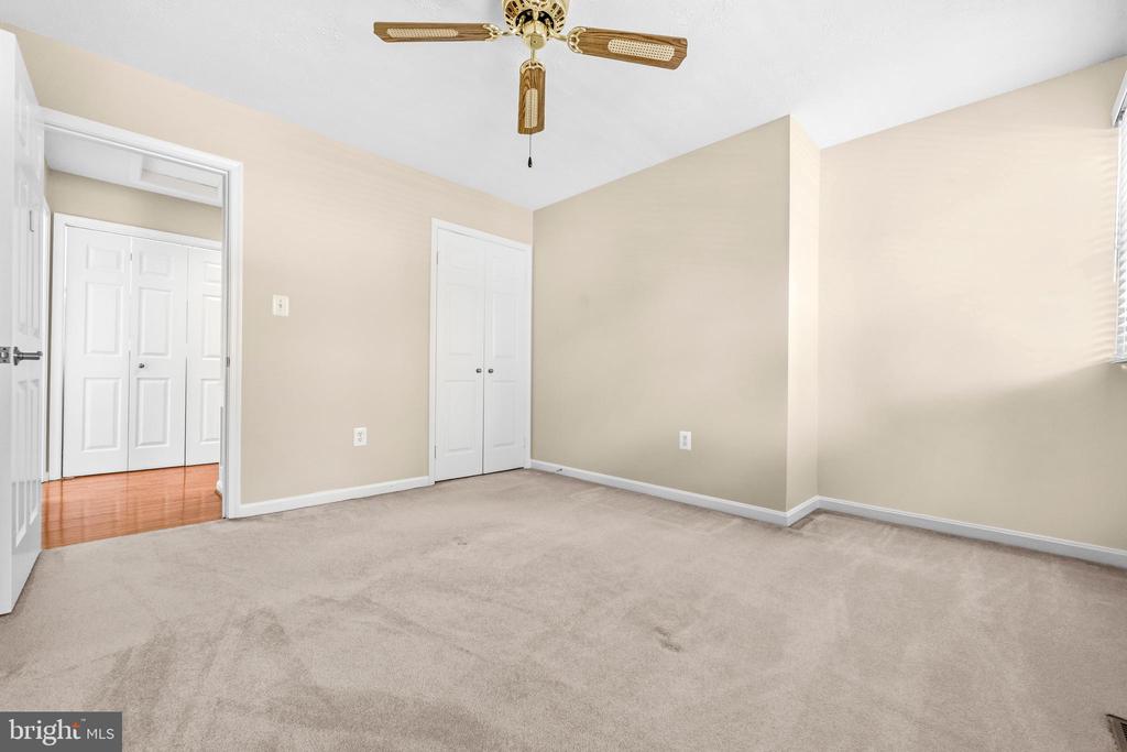 7412 BRIAN RUN COURT