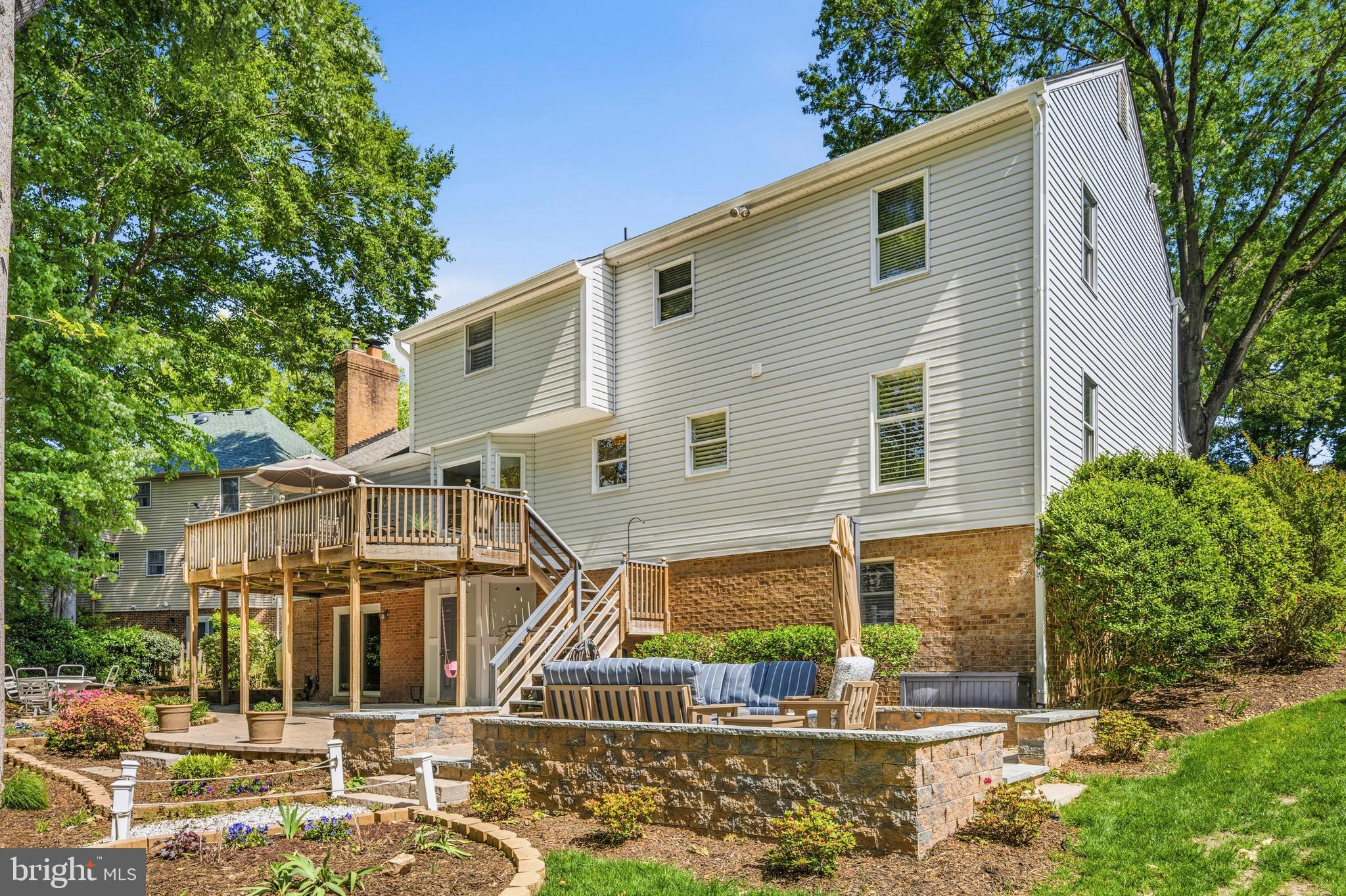7412 BRIAN RUN COURT