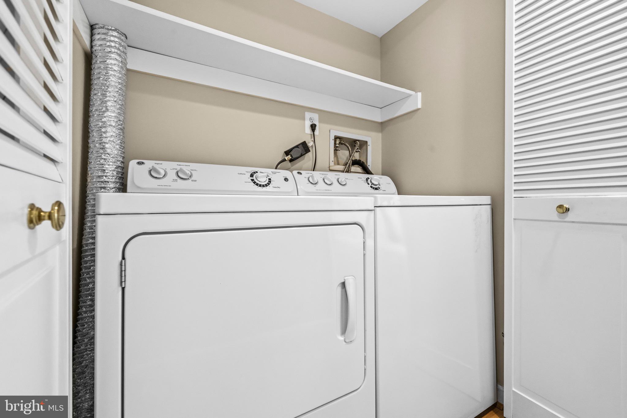 2116 GREEN WATCH WAY 200D