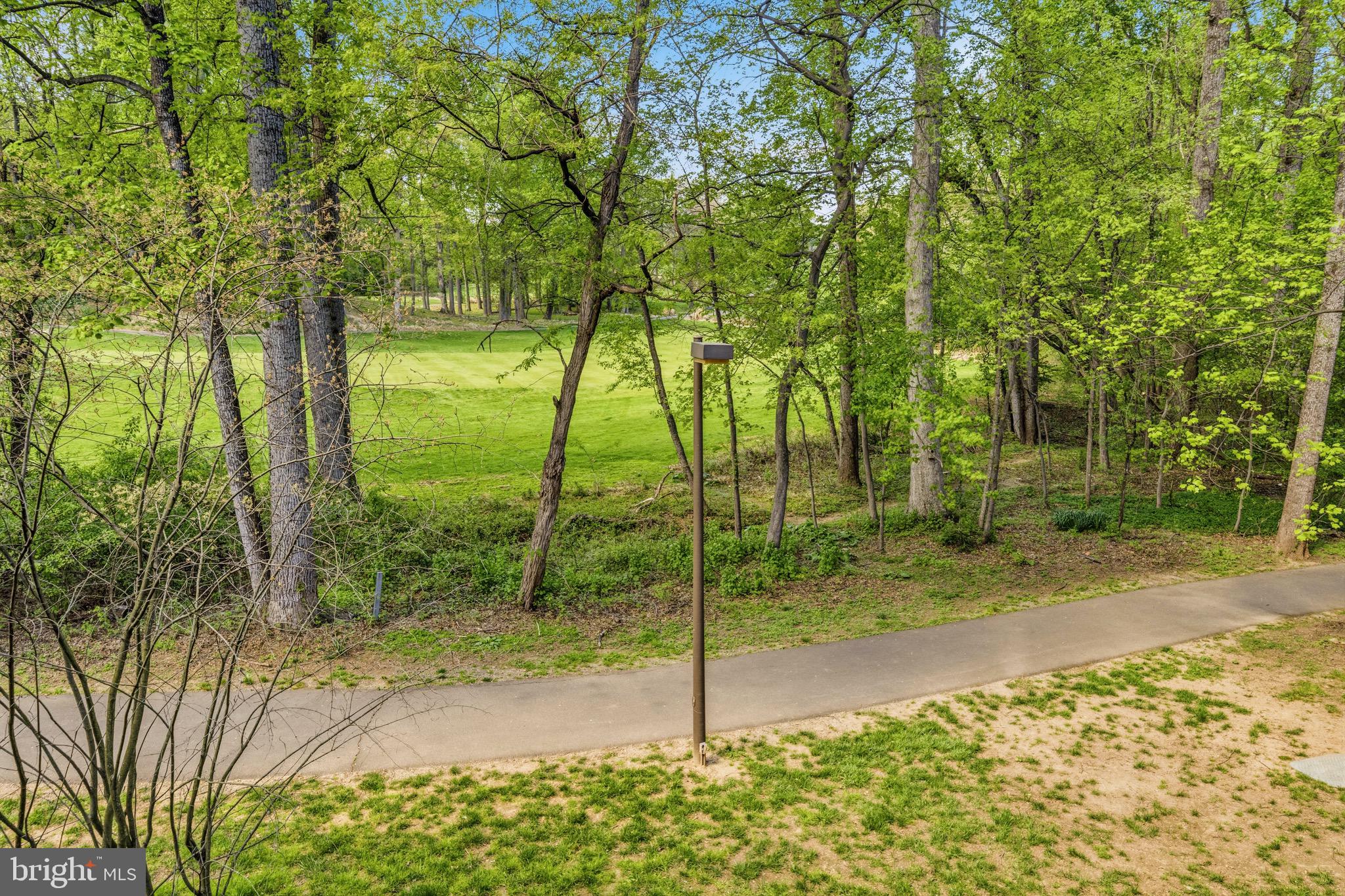 2116 GREEN WATCH WAY 200D