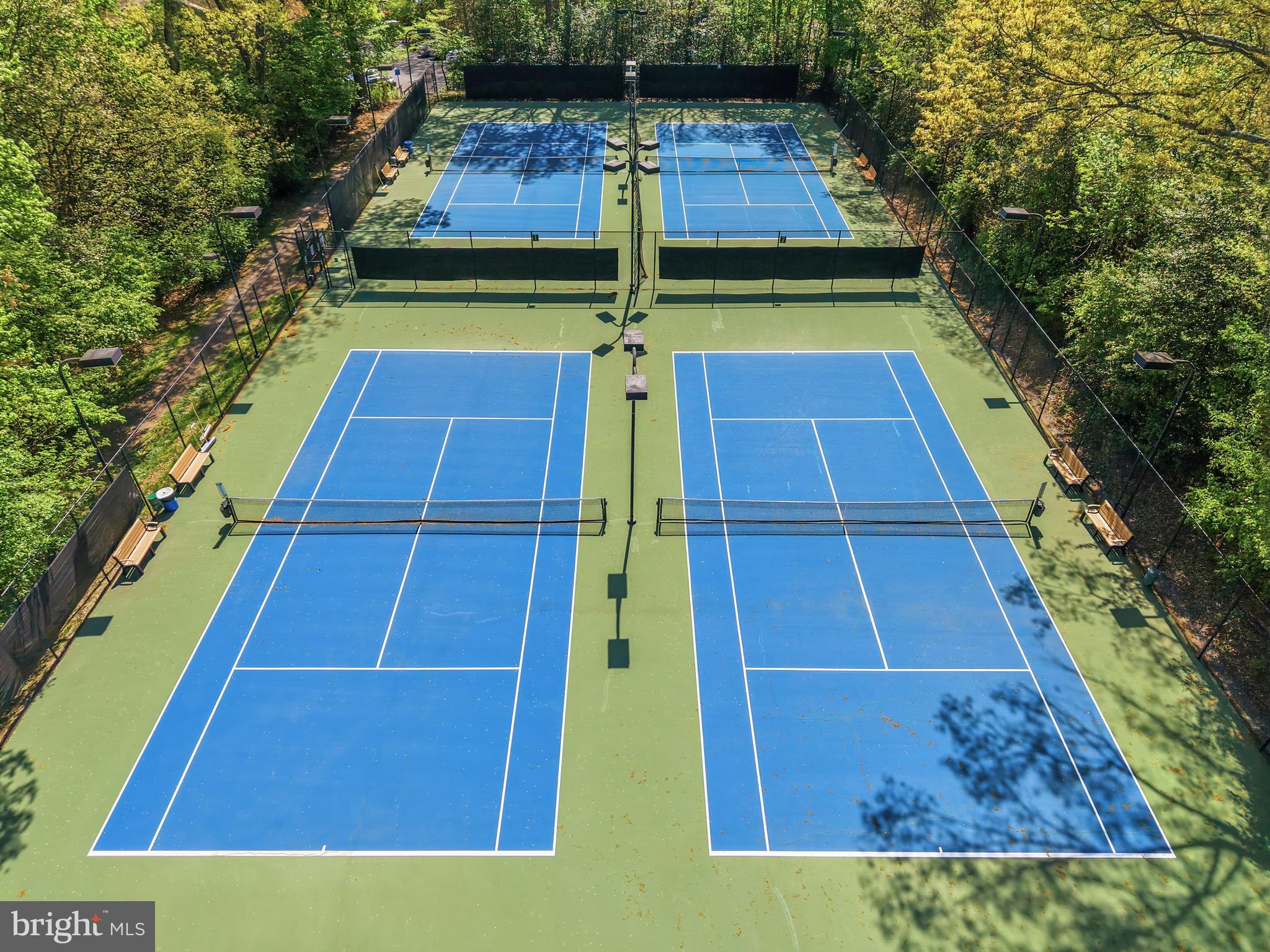 2116 GREEN WATCH WAY 200D