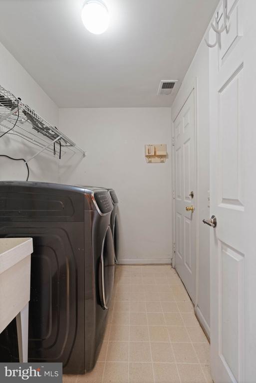 4109 WESTMAN COURT