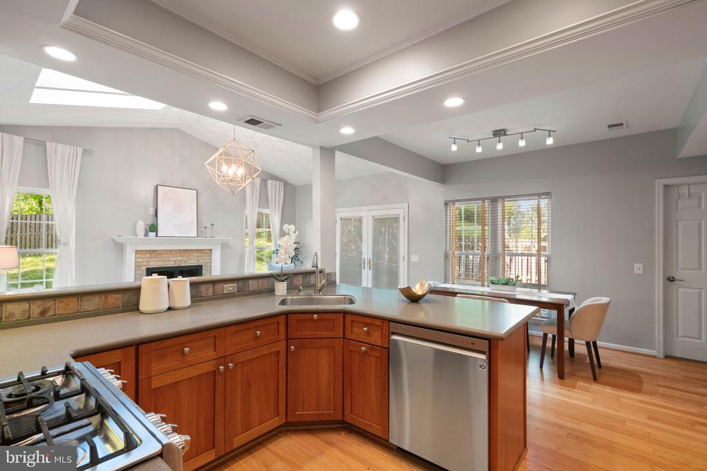 4109 WESTMAN COURT