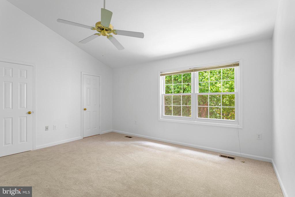 9348 MCCARTHY WOODS COURT