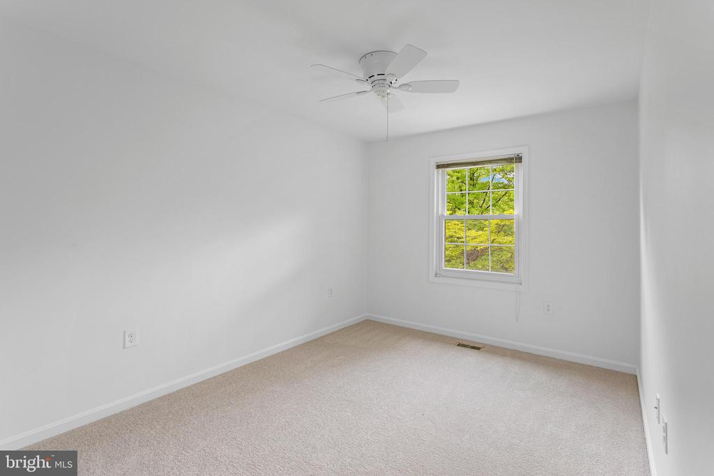 9348 MCCARTHY WOODS COURT