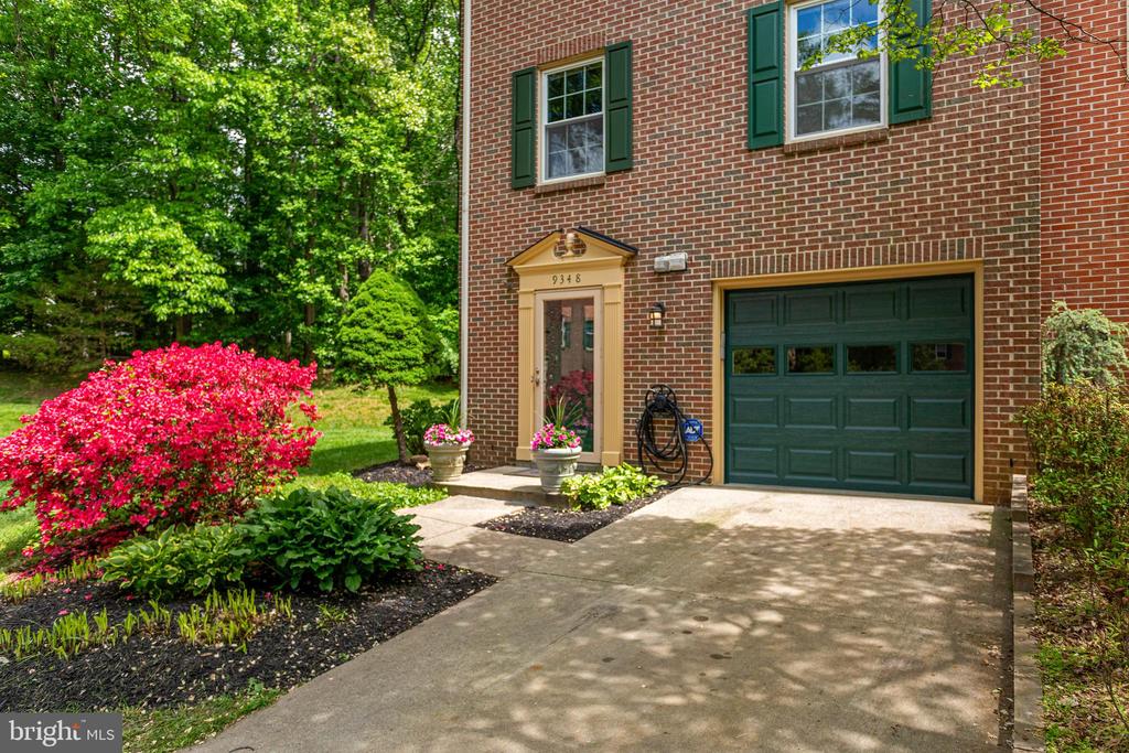 9348 MCCARTHY WOODS COURT